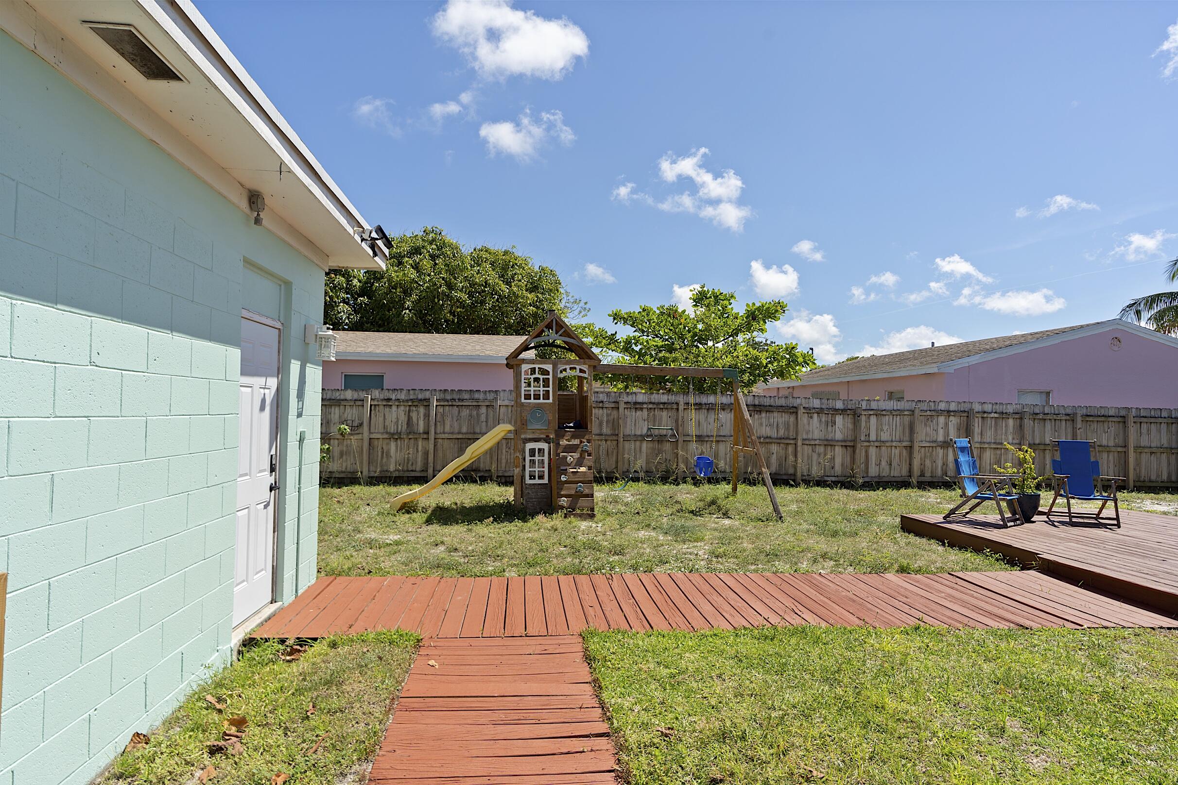 1002 S K Street Property Photo 36