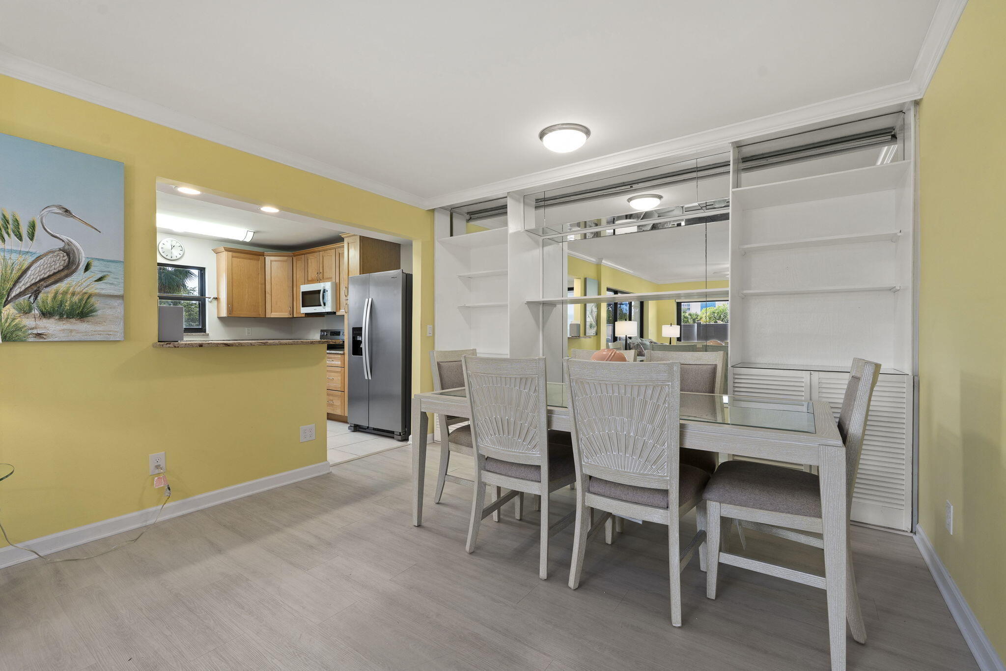 3209 S Lakeview Circle 8-101 Property Photo 10