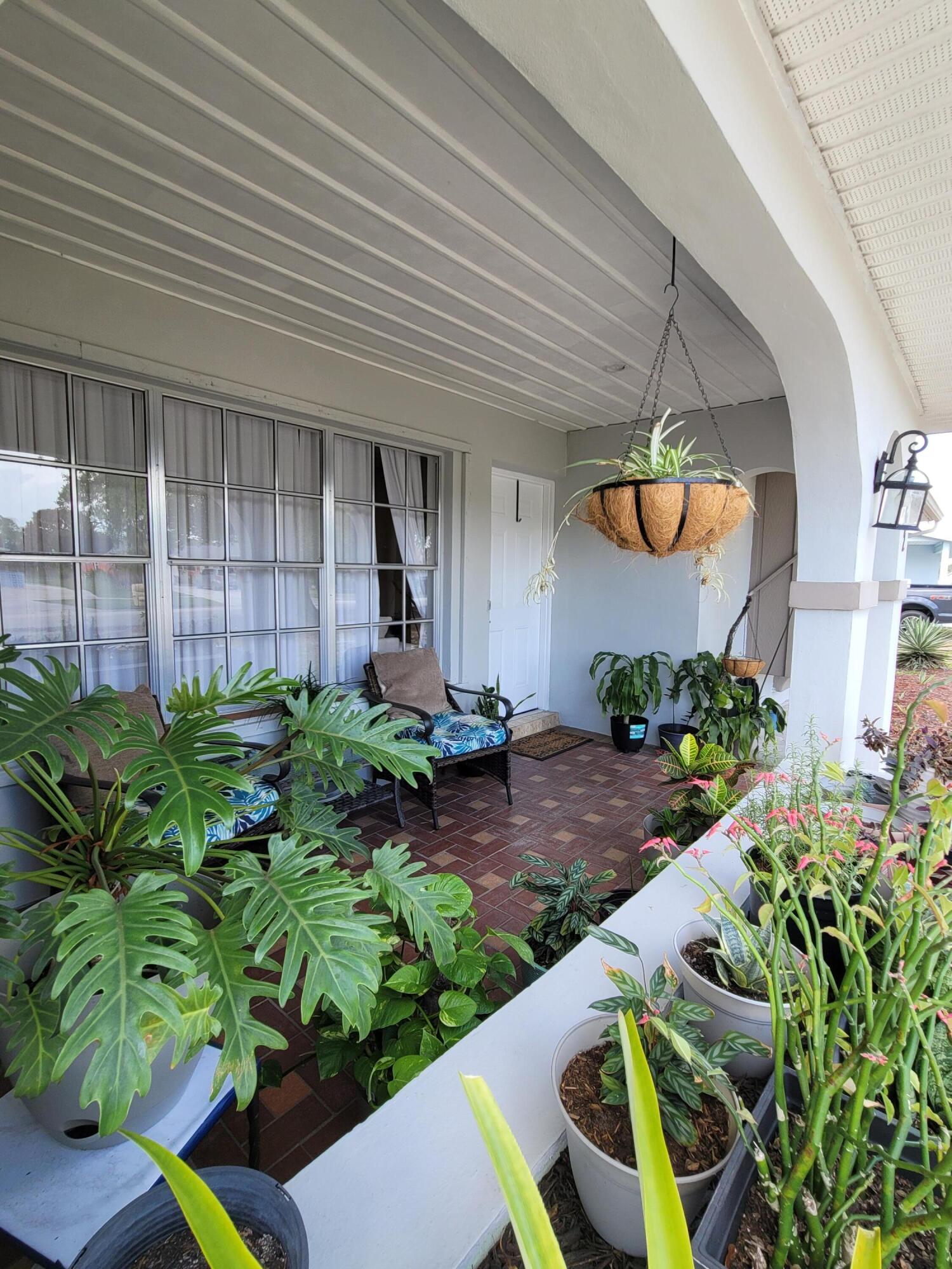 262 Ne Floresta Drive Property Photo 7