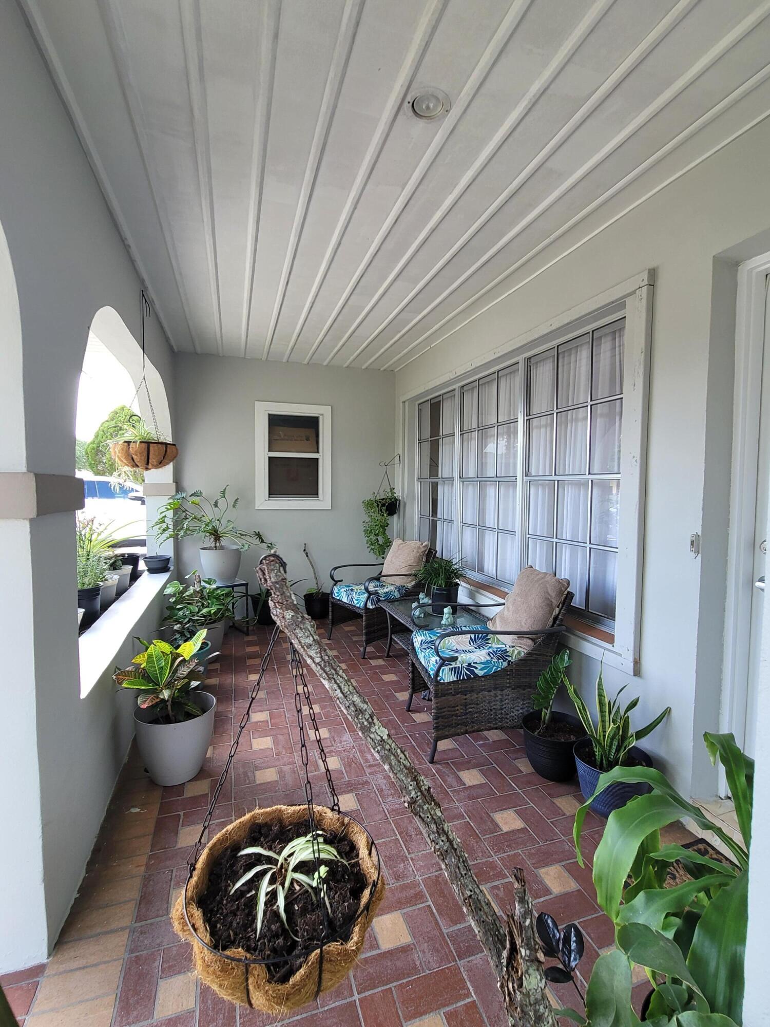 262 Ne Floresta Drive Property Photo 8
