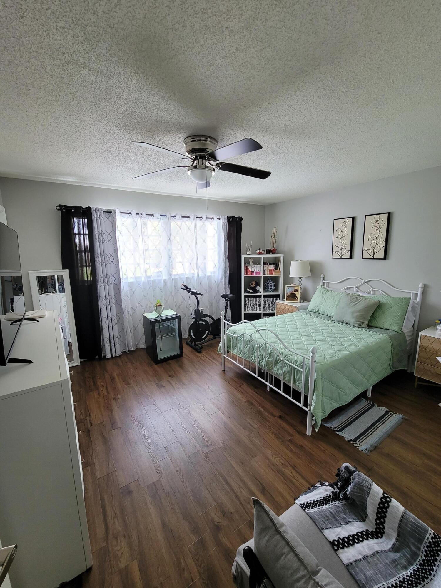 262 Ne Floresta Drive Property Photo 12