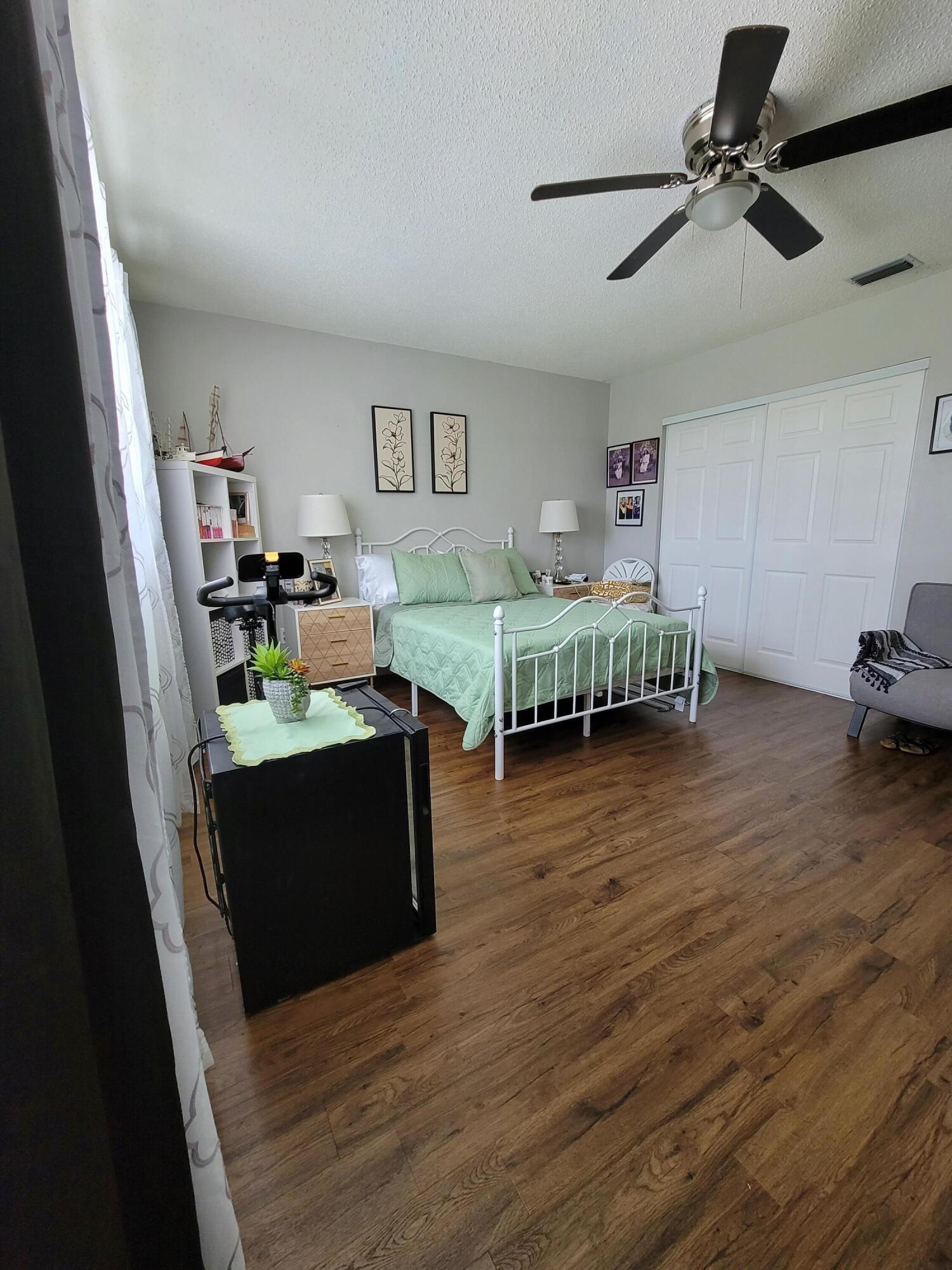 262 Ne Floresta Drive Property Photo 14
