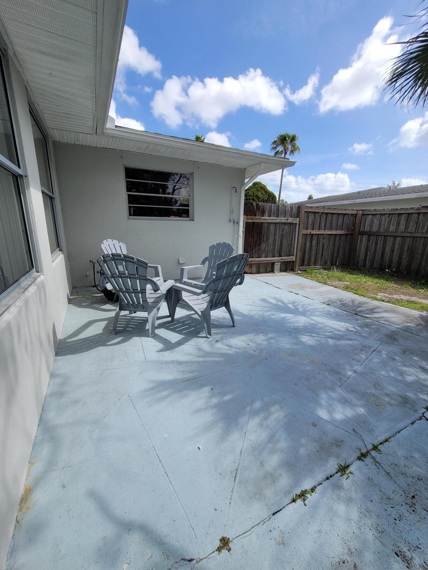 262 Ne Floresta Drive Property Photo 36