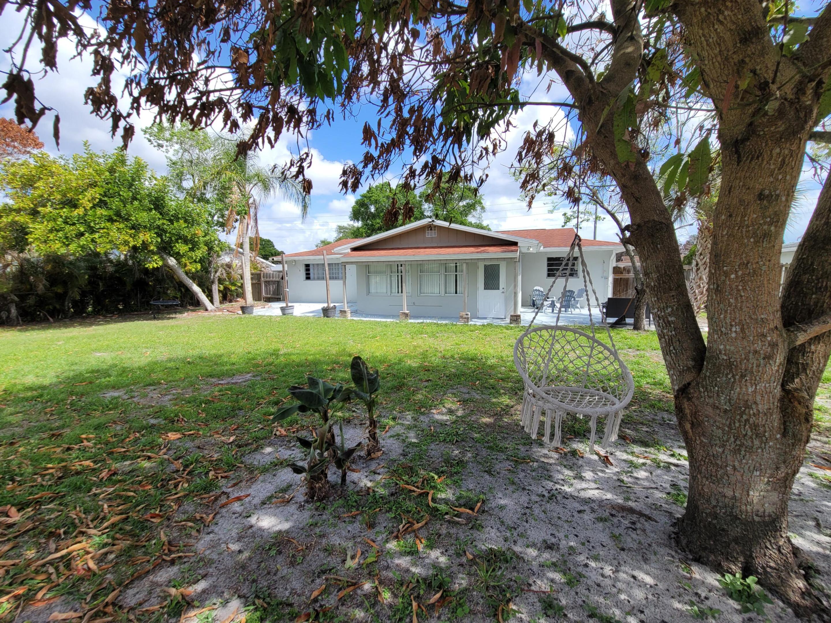 262 Ne Floresta Drive Property Photo 39