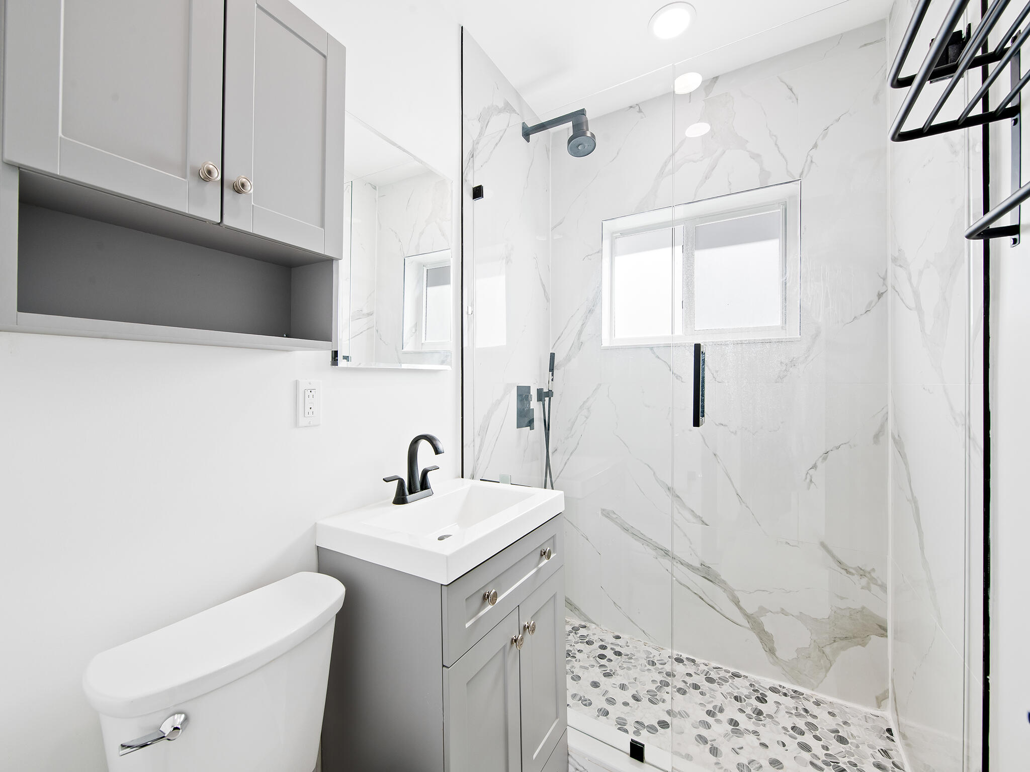 1508 Ne 6th Street A & B Property Photo 5