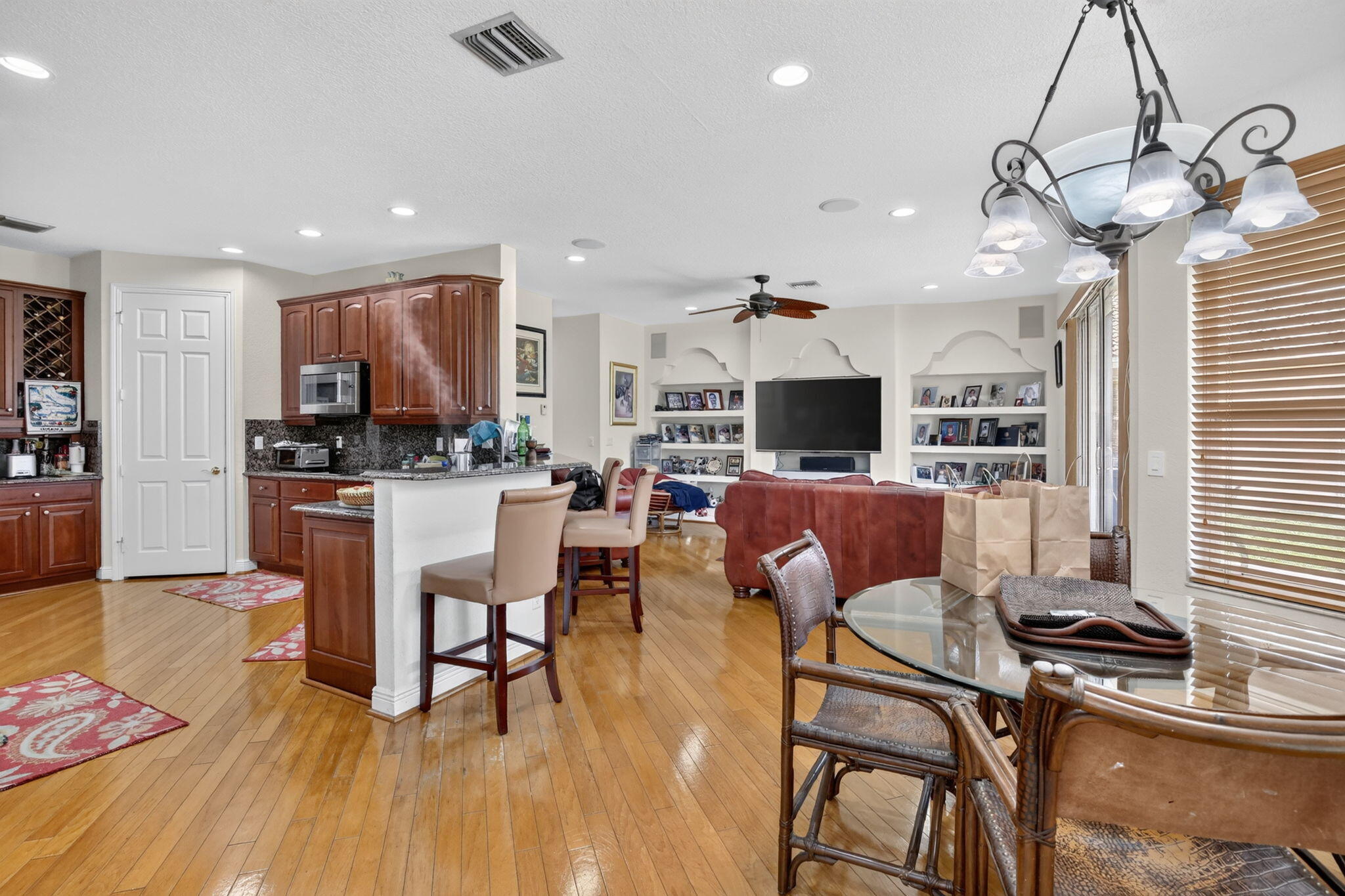 13382 Lakepointe Circle Property Photo 18