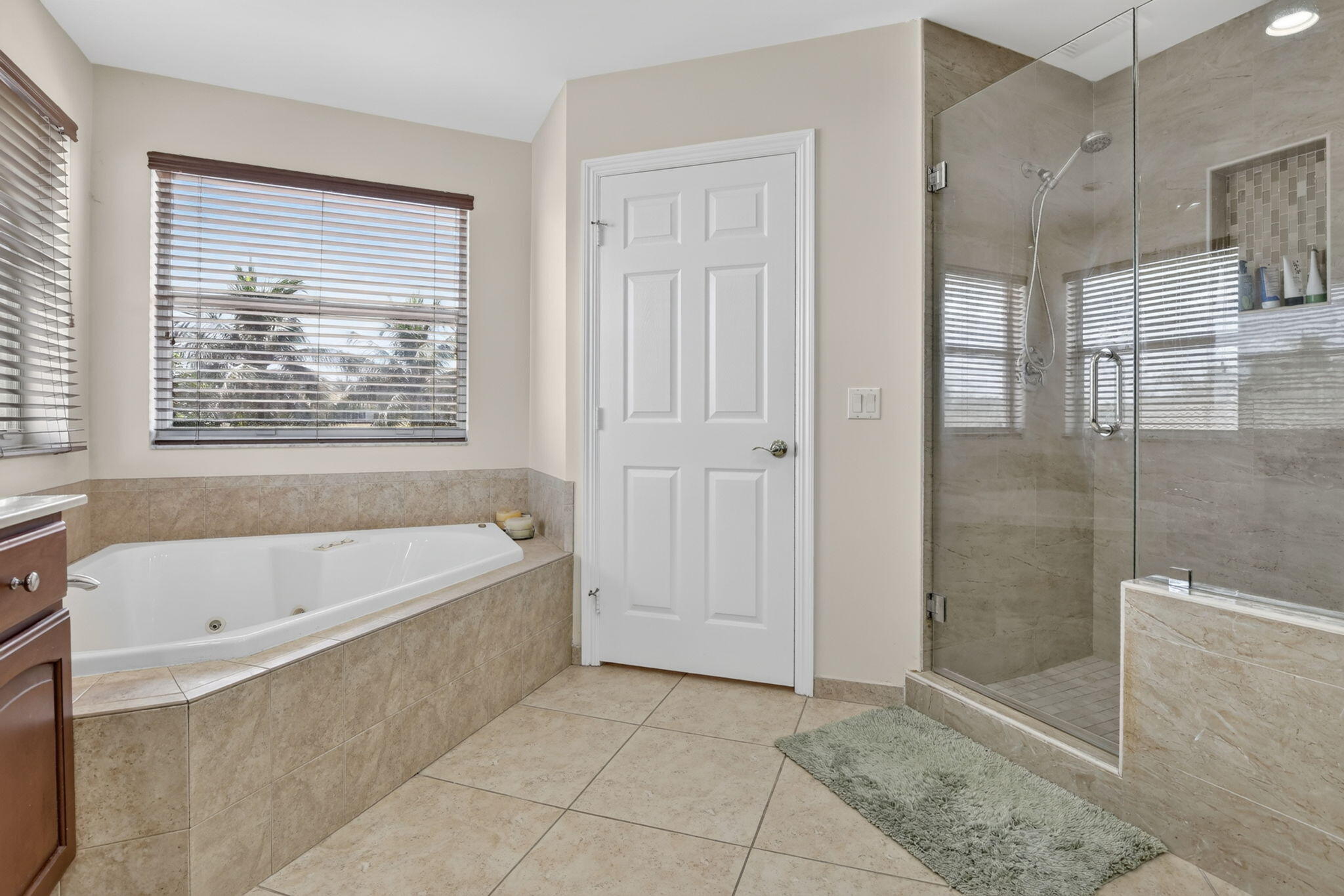 13382 Lakepointe Circle Property Photo 51