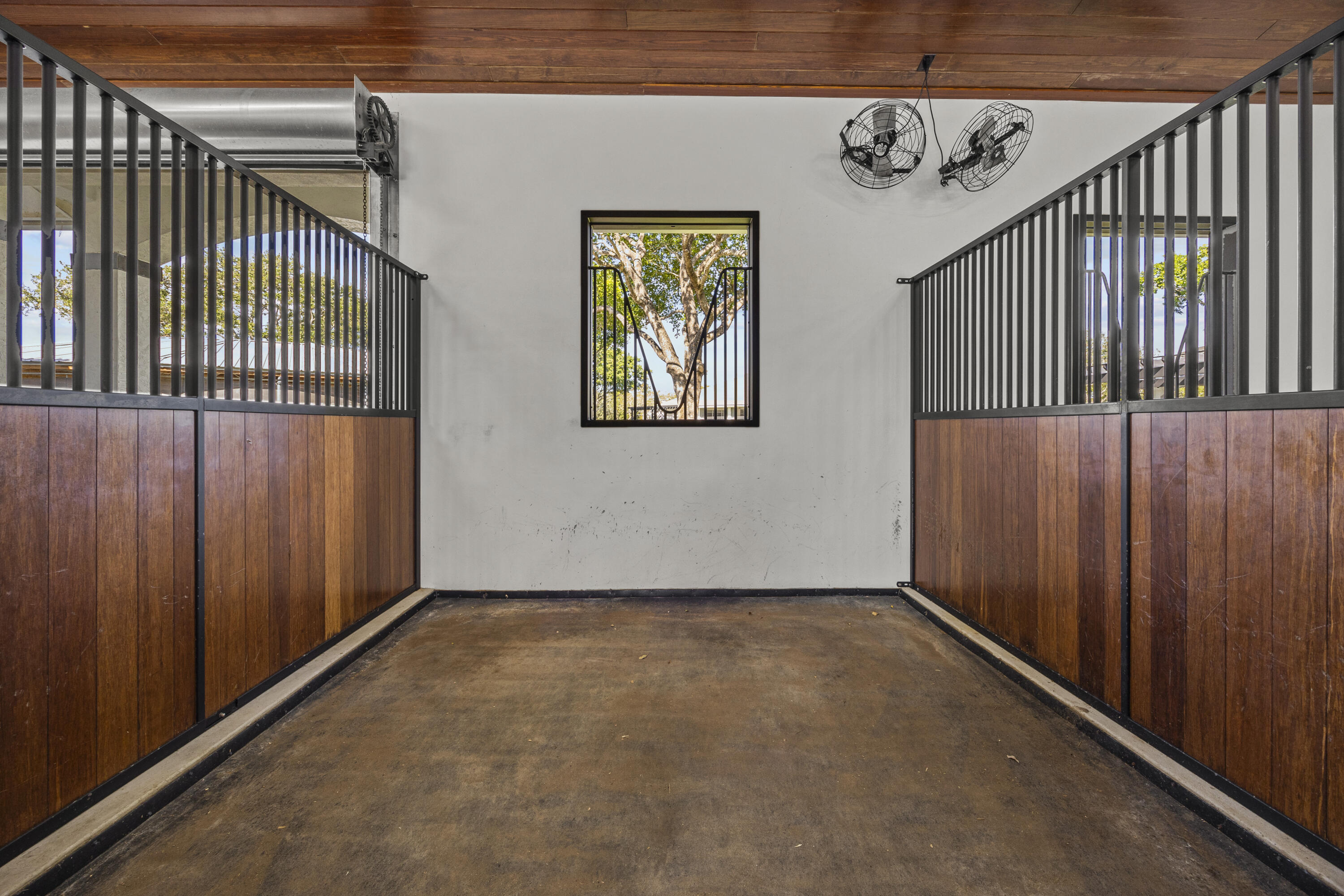 1782 Clydesdale Avenue Property Photo 3