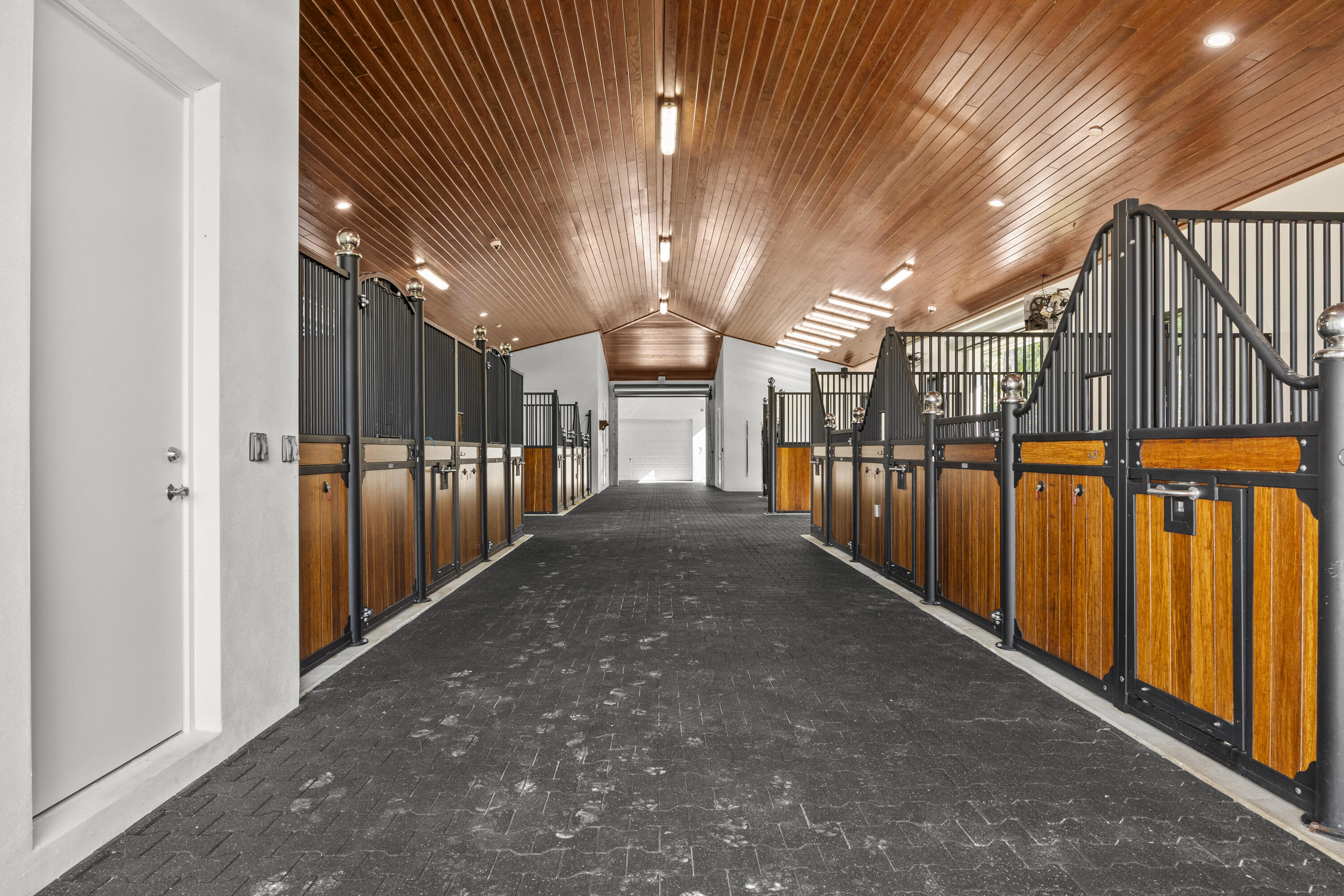 1782 Clydesdale Avenue Property Photo 4