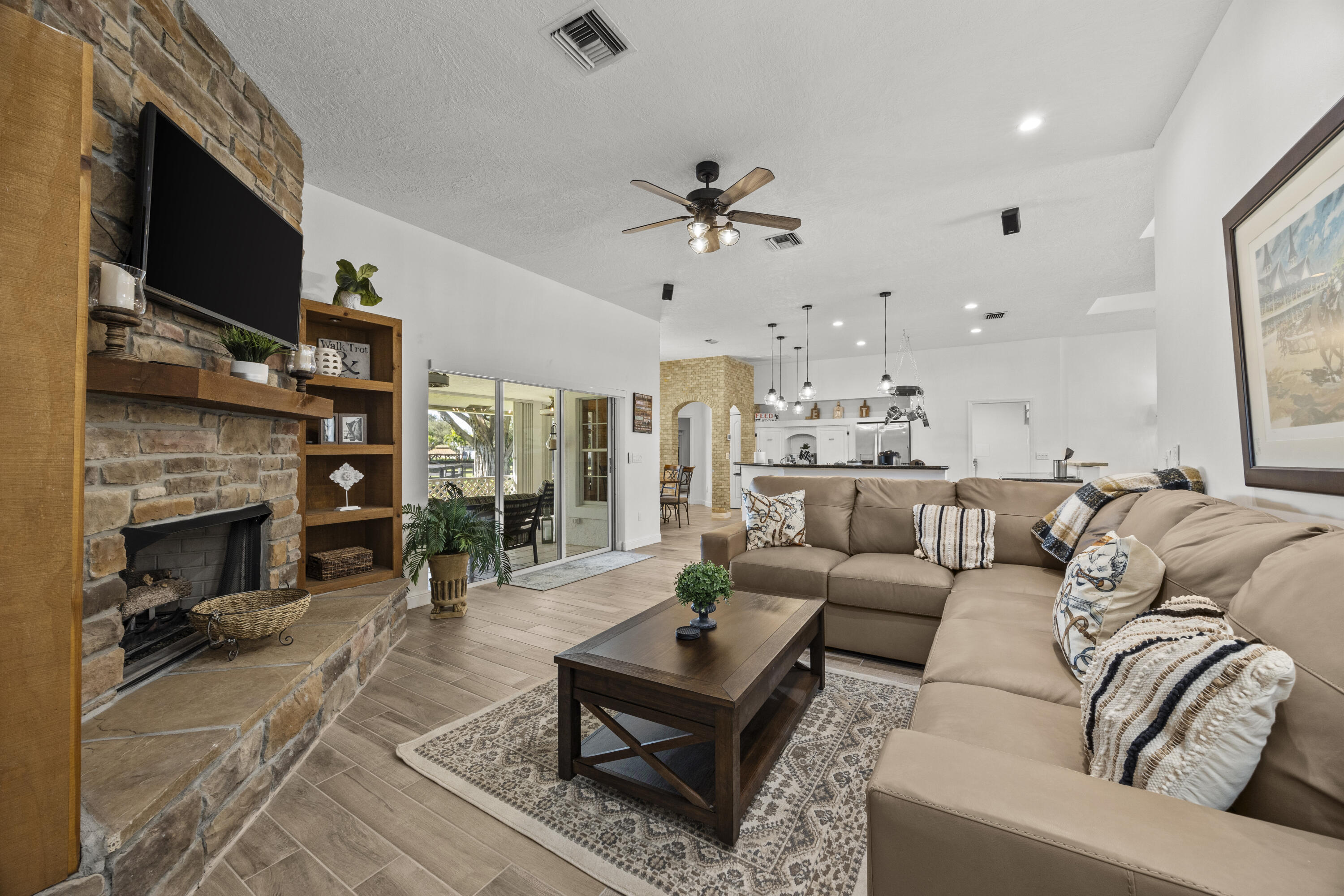 1782 Clydesdale Avenue Property Photo 41