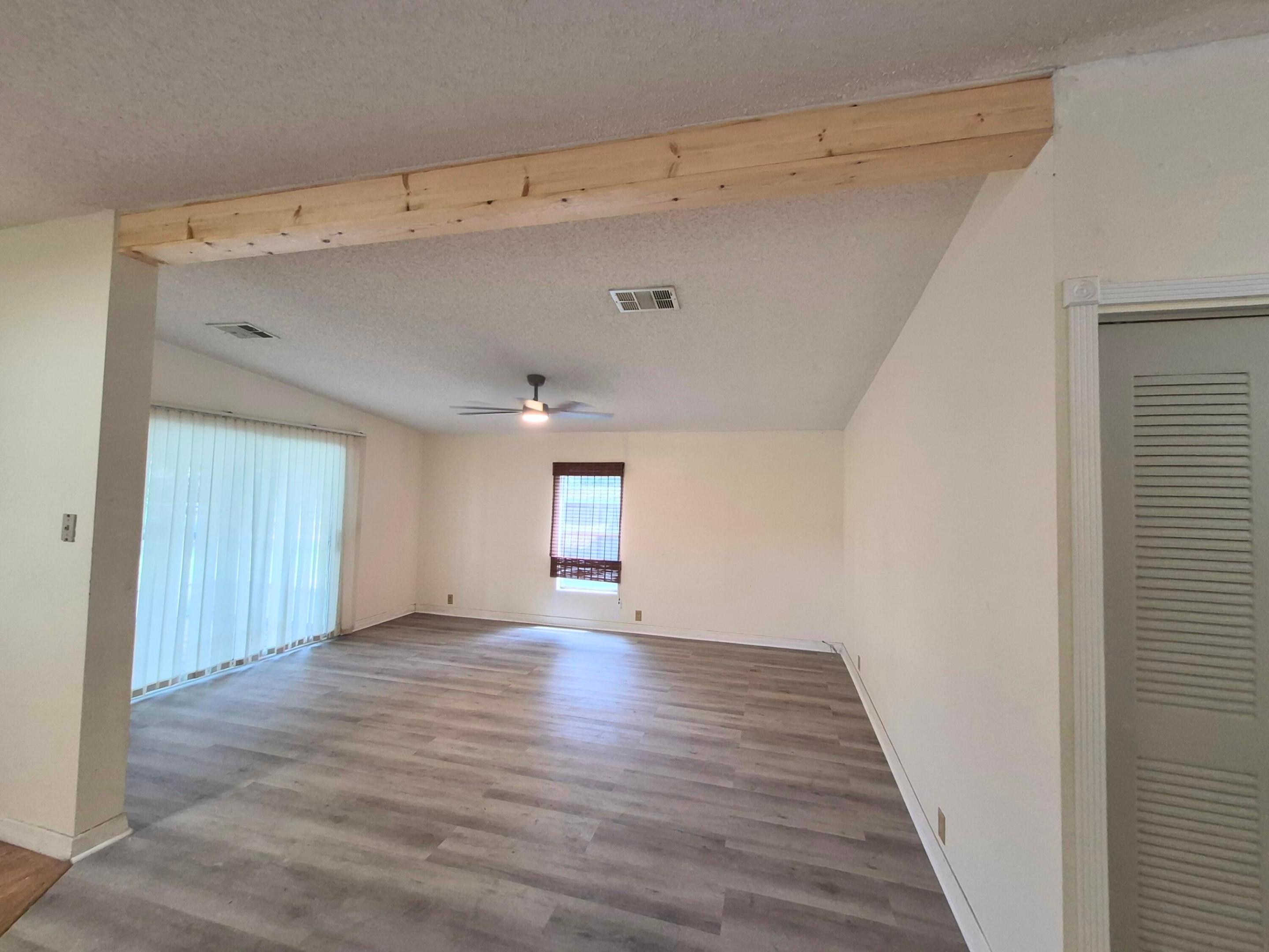 301 Se 5th Avenue Property Photo 23