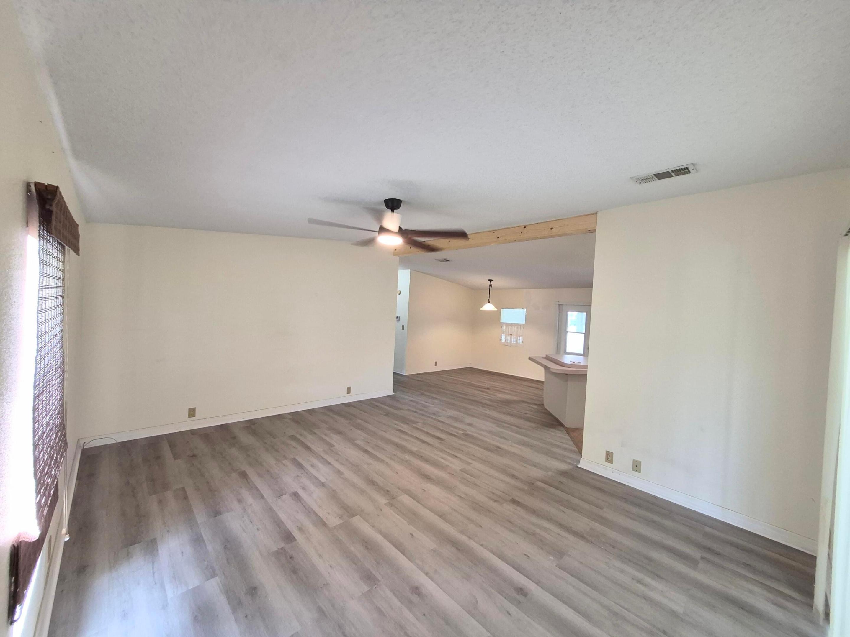 301 Se 5th Avenue Property Photo 26
