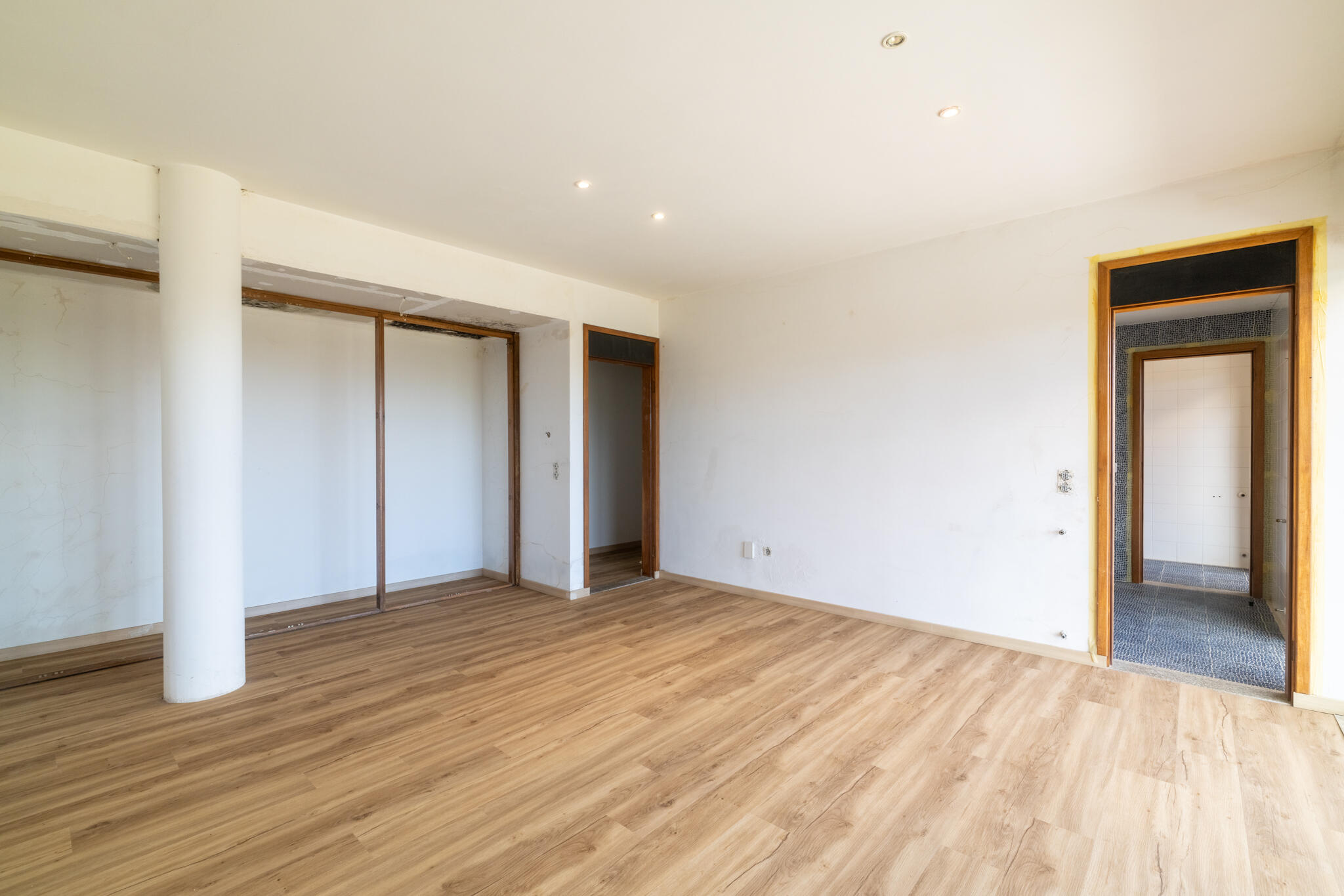 B26013057 Property Photo 41