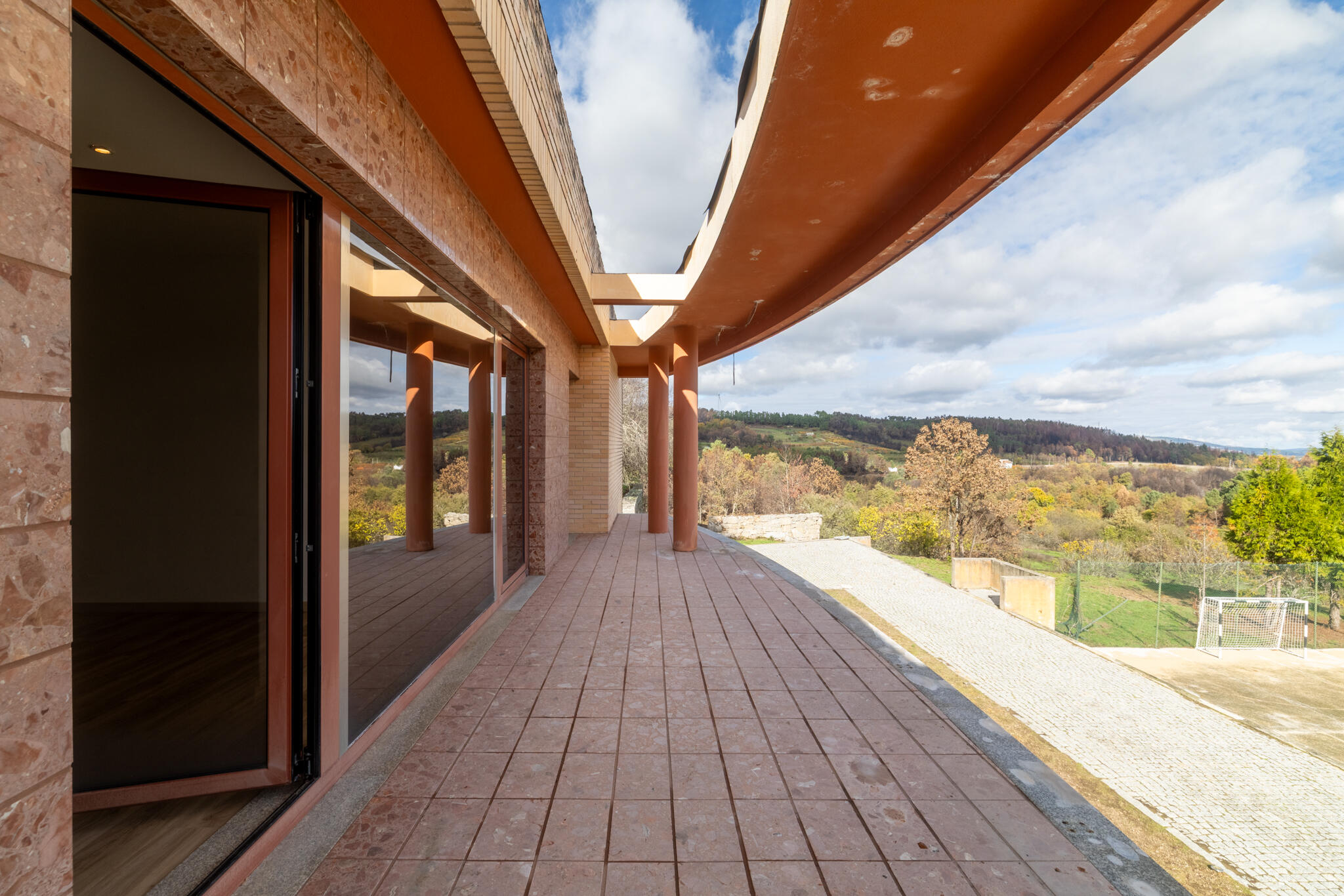 B26013057 Property Photo 45