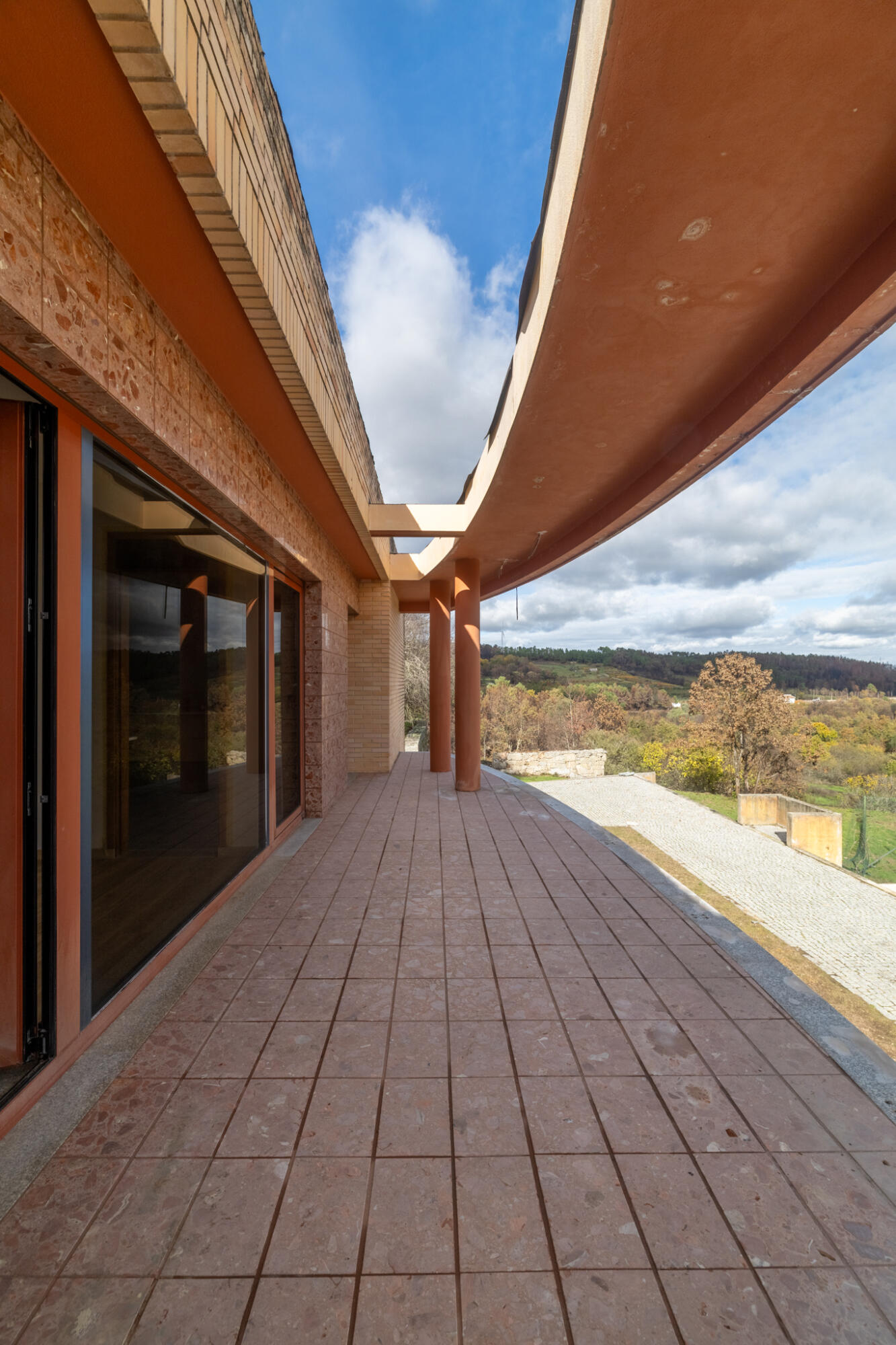 B26013057 Property Photo 46