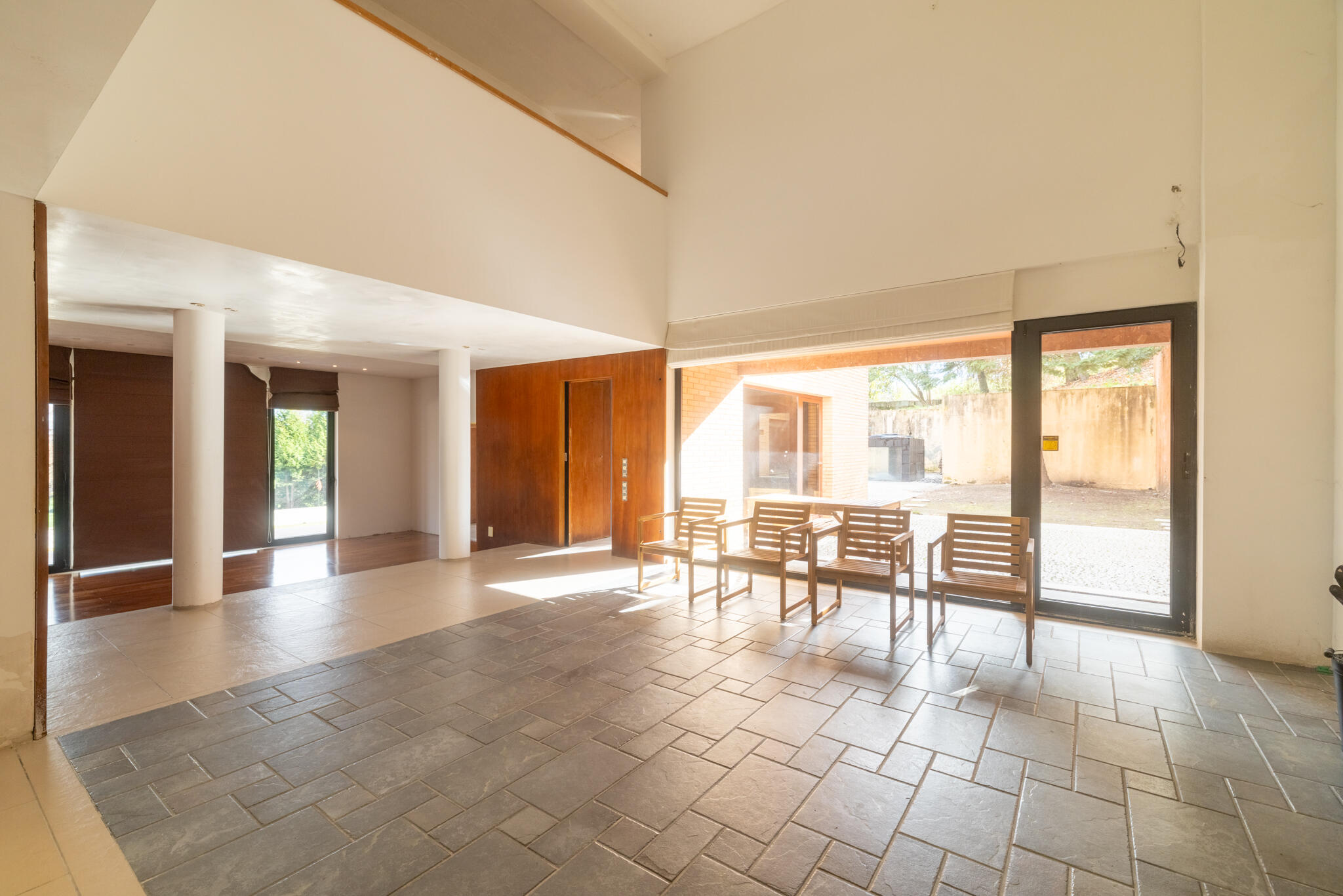 B26013057 Property Photo 78