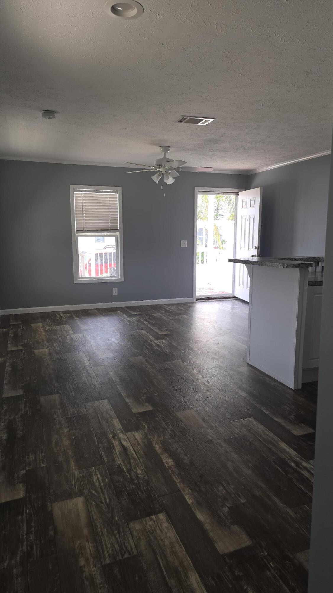 356 Mockingbird Avenue Property Photo 6