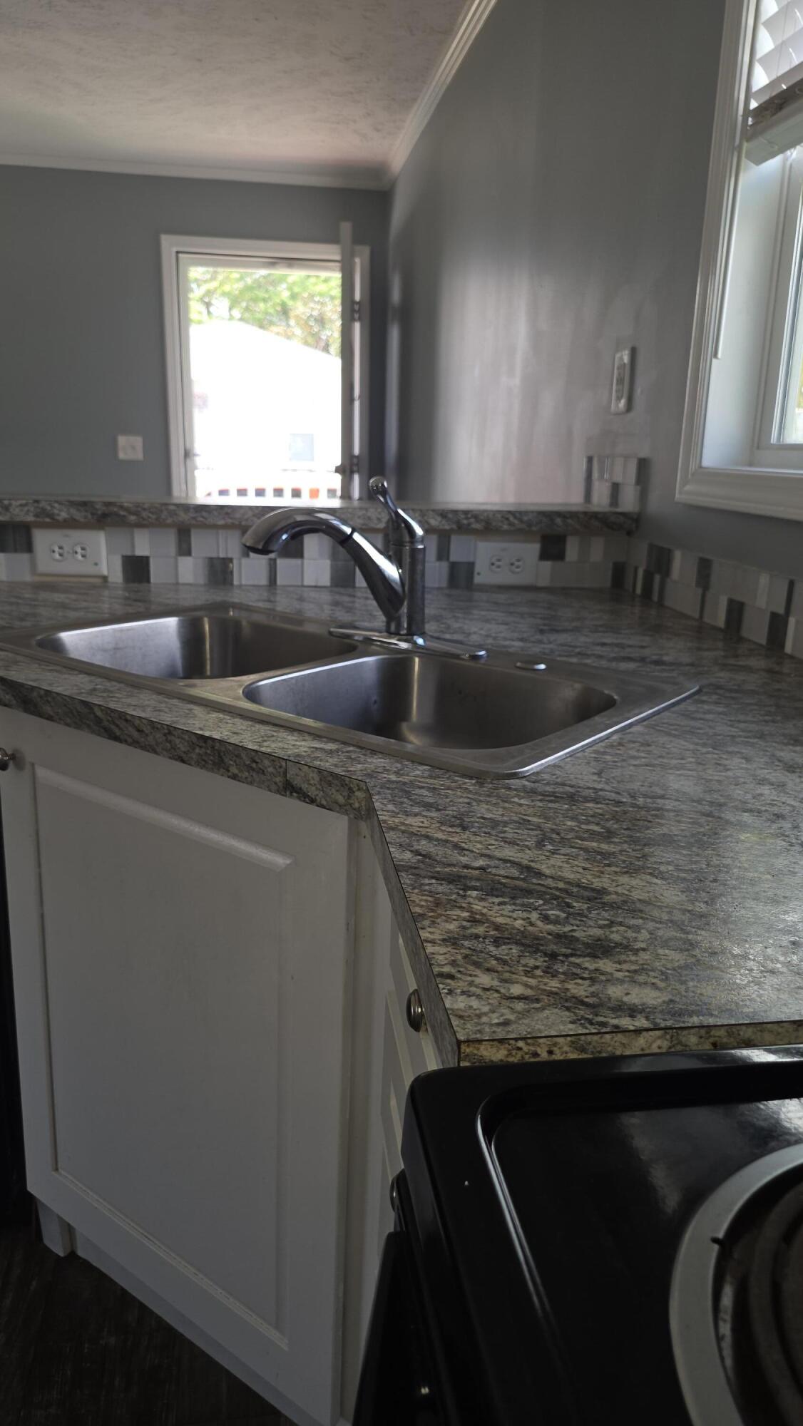 356 Mockingbird Avenue Property Photo 9