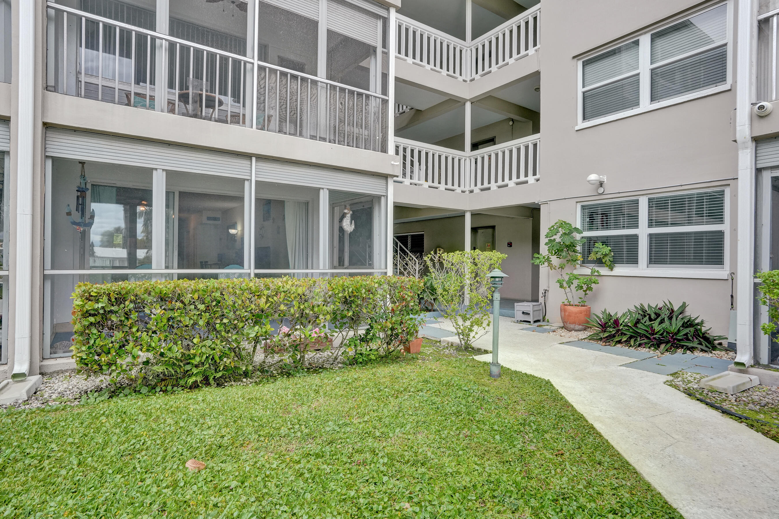 900 Sw 12th Street 100 Property Photo 22