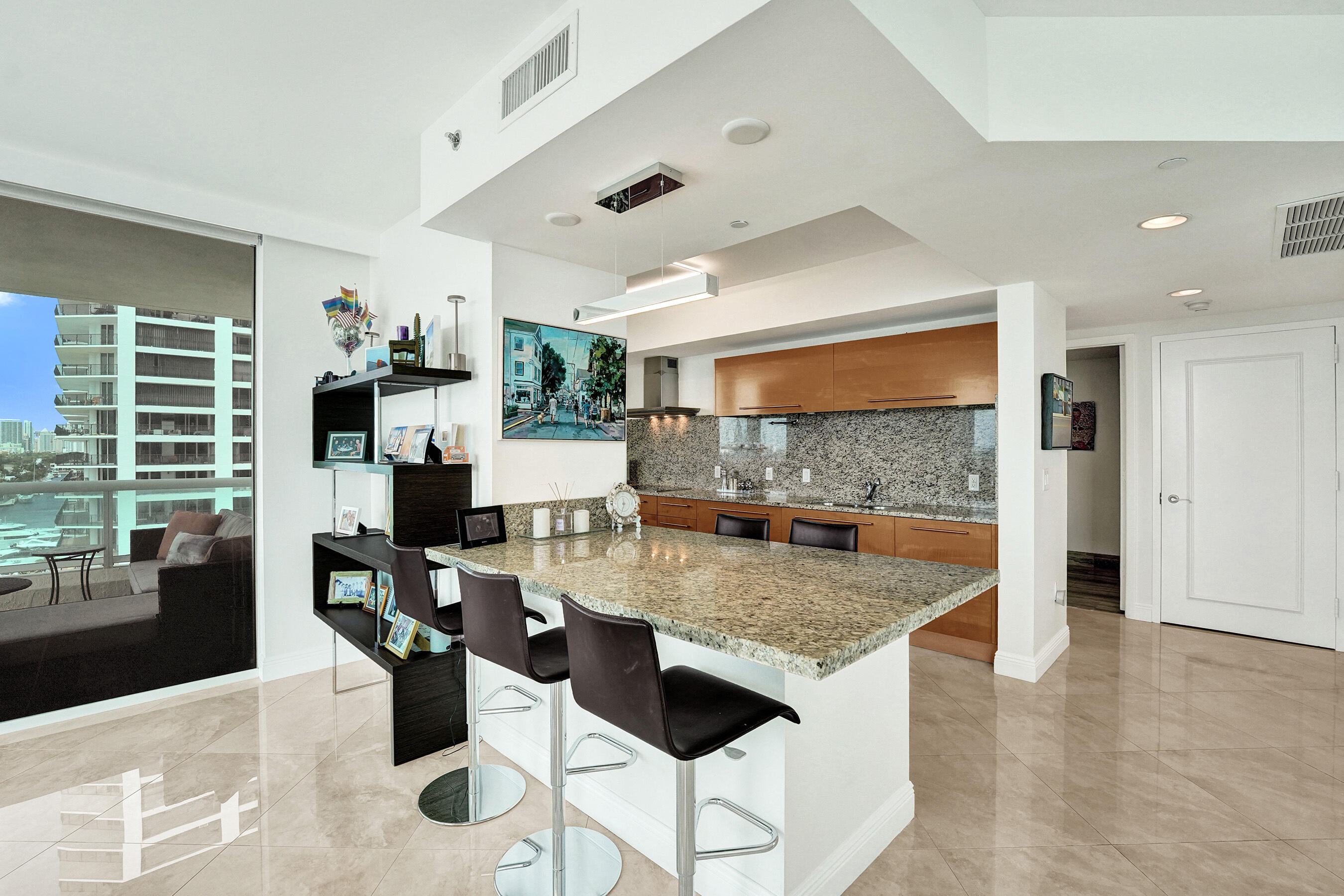 101 S Fort Lauderdale Beach Boulevard 1107 Property Photo 17