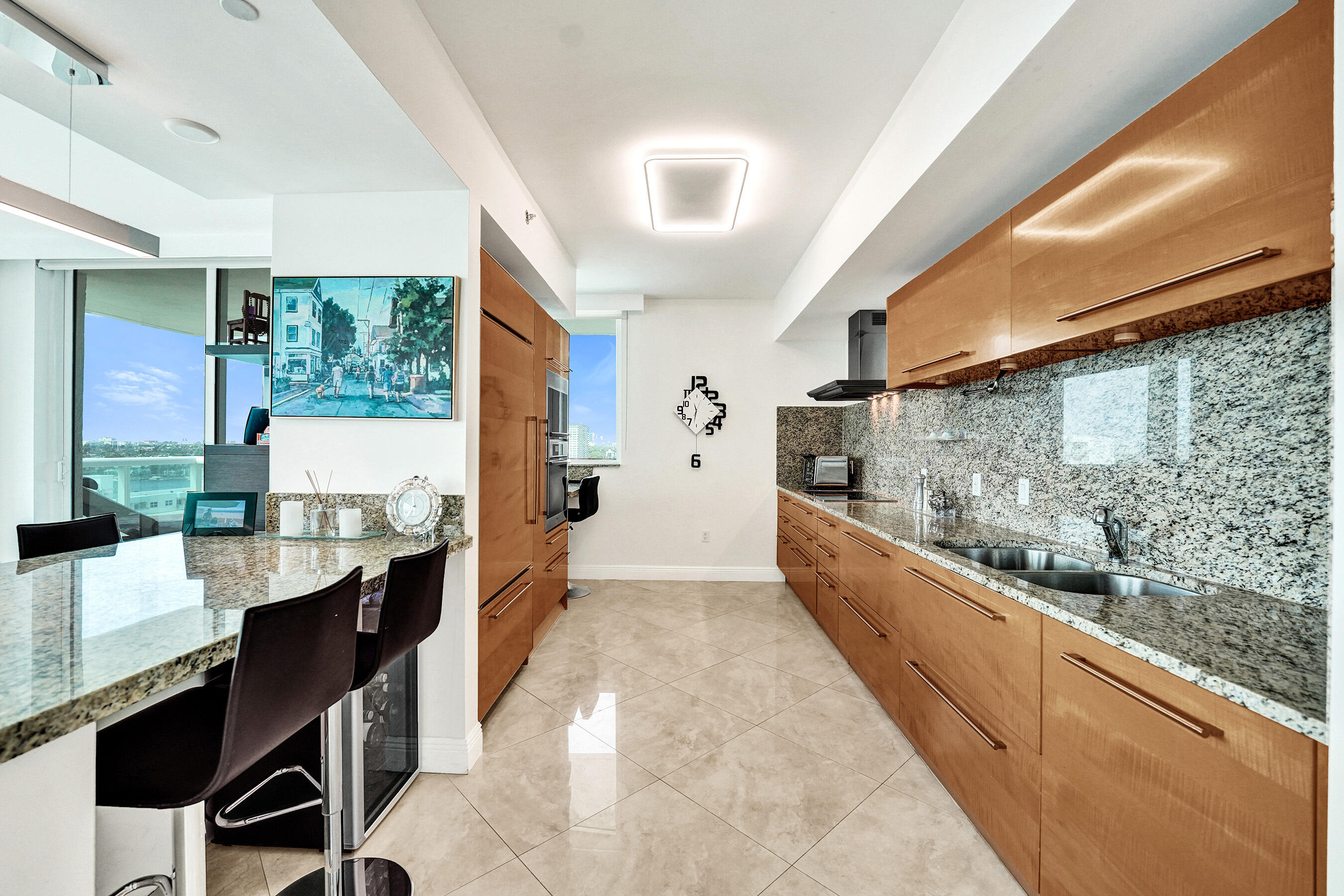 101 S Fort Lauderdale Beach Boulevard 1107 Property Photo 18