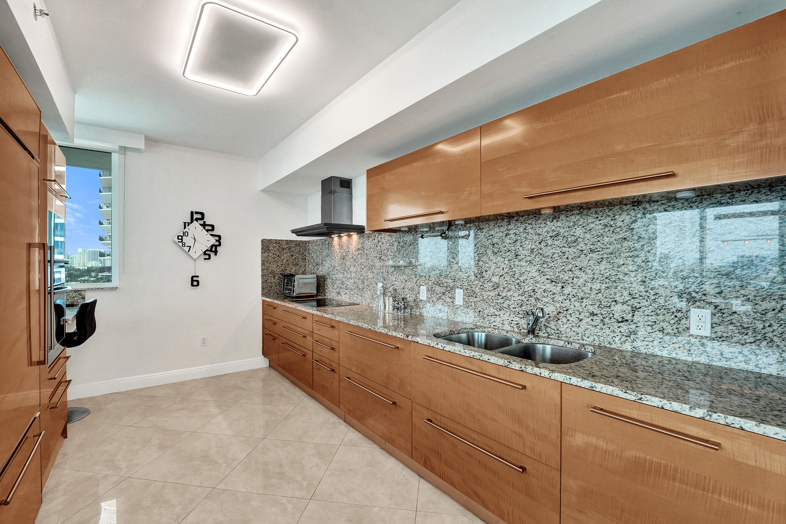101 S Fort Lauderdale Beach Boulevard 1107 Property Photo 20