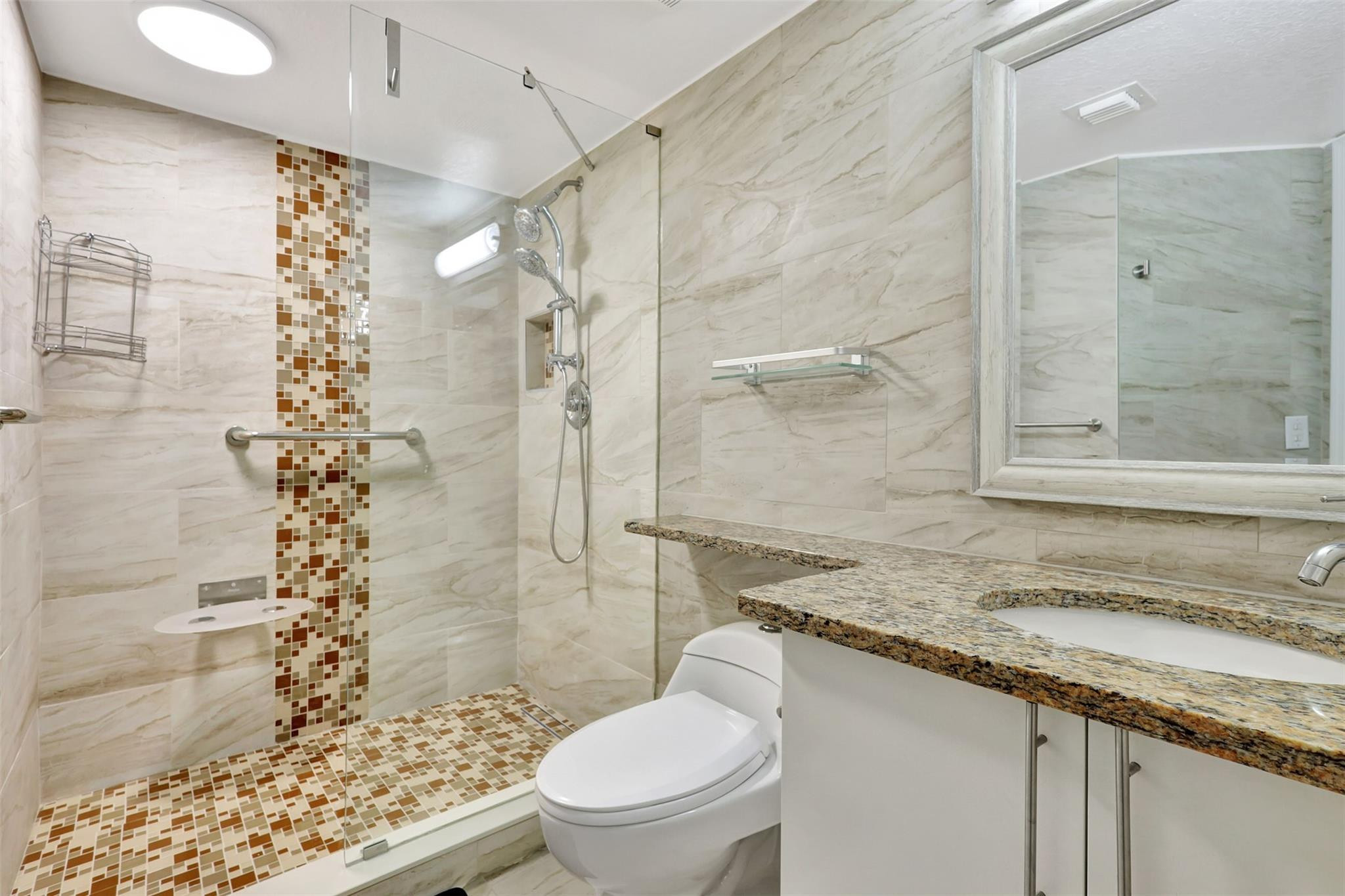 310 Villa Circle 310 Property Photo 8