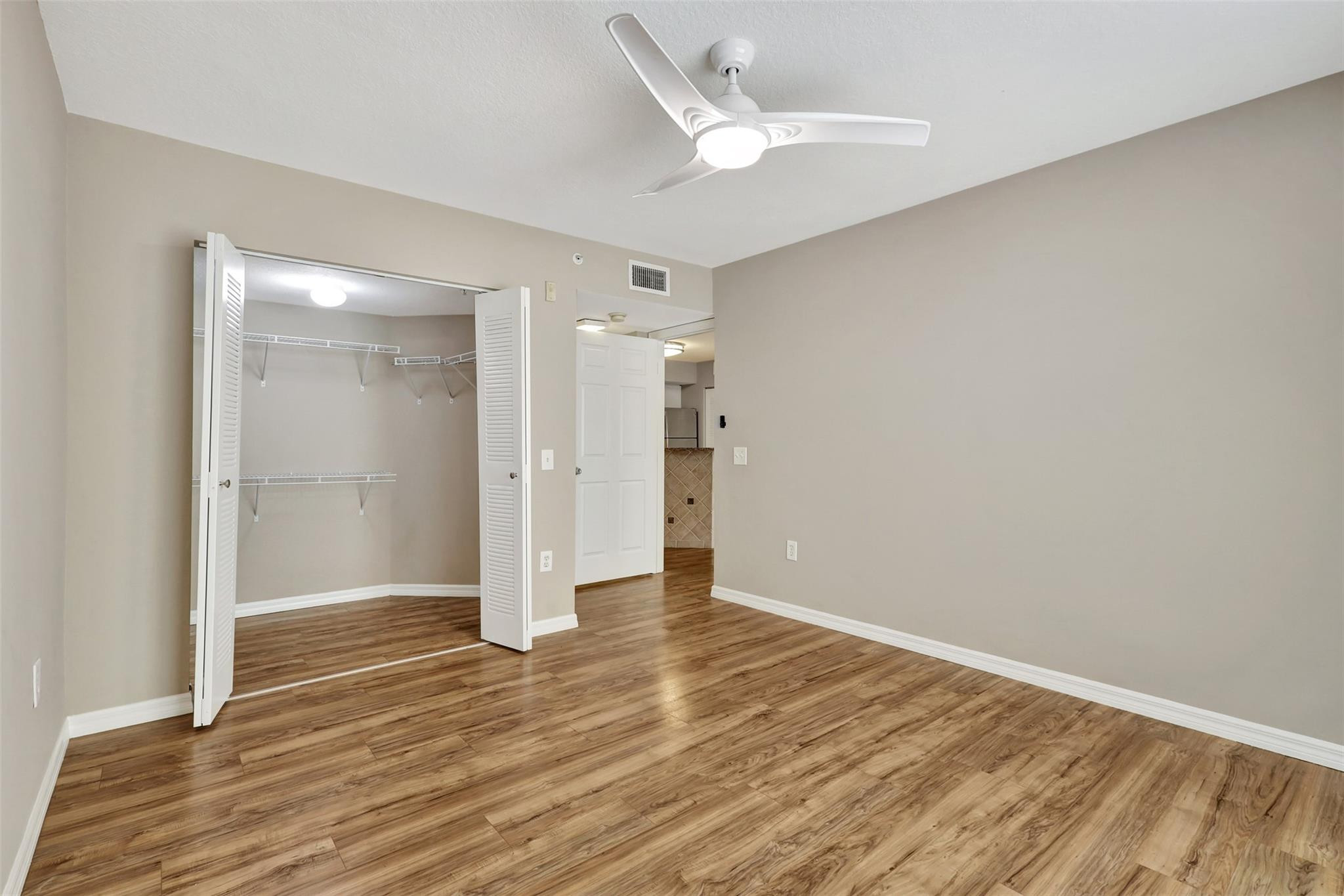 310 Villa Circle 310 Property Photo 35