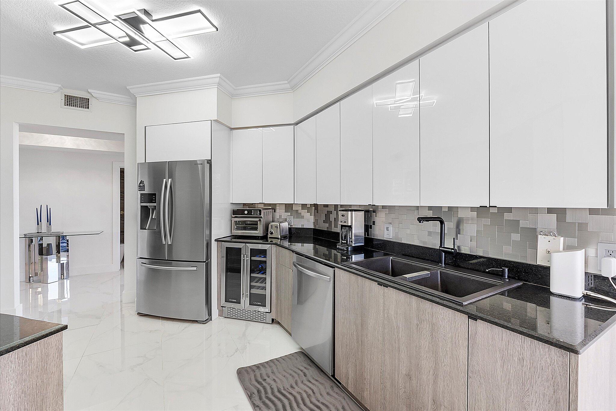 3100 N Ocean Boulevard 601 Property Photo 47