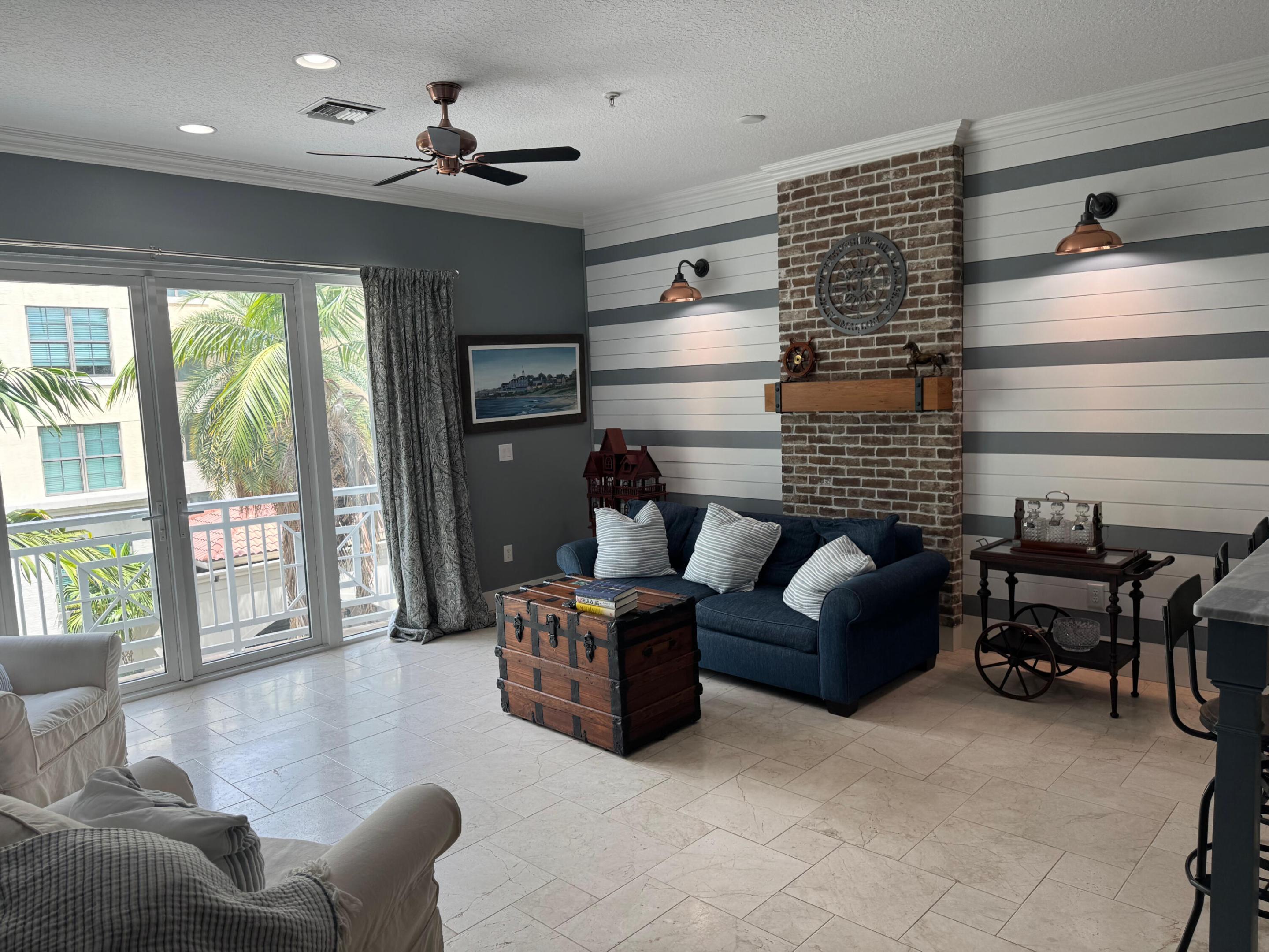 12 SE 1st Avenue 302
