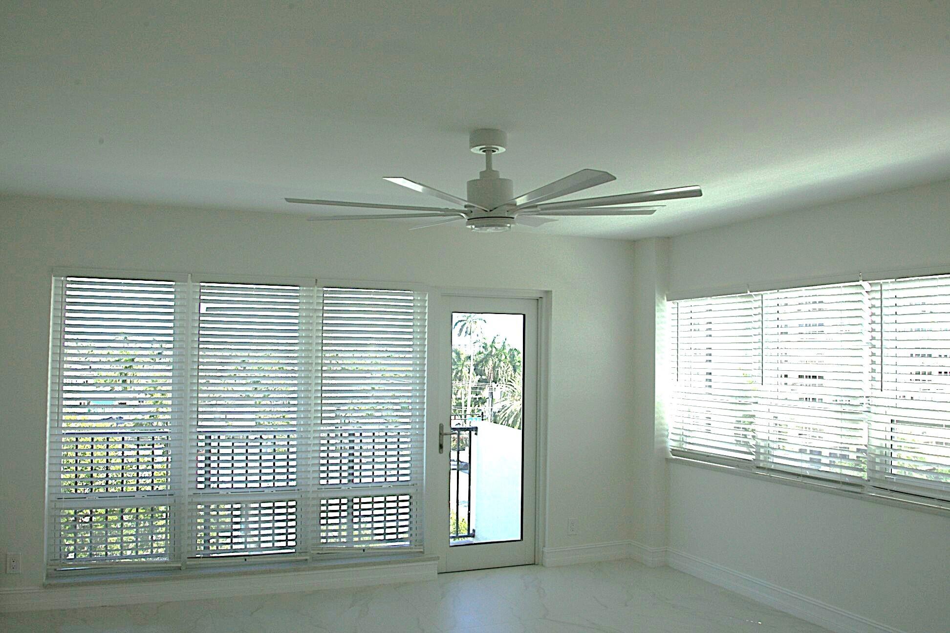 340 Sunset Drive 610 Property Photo 3