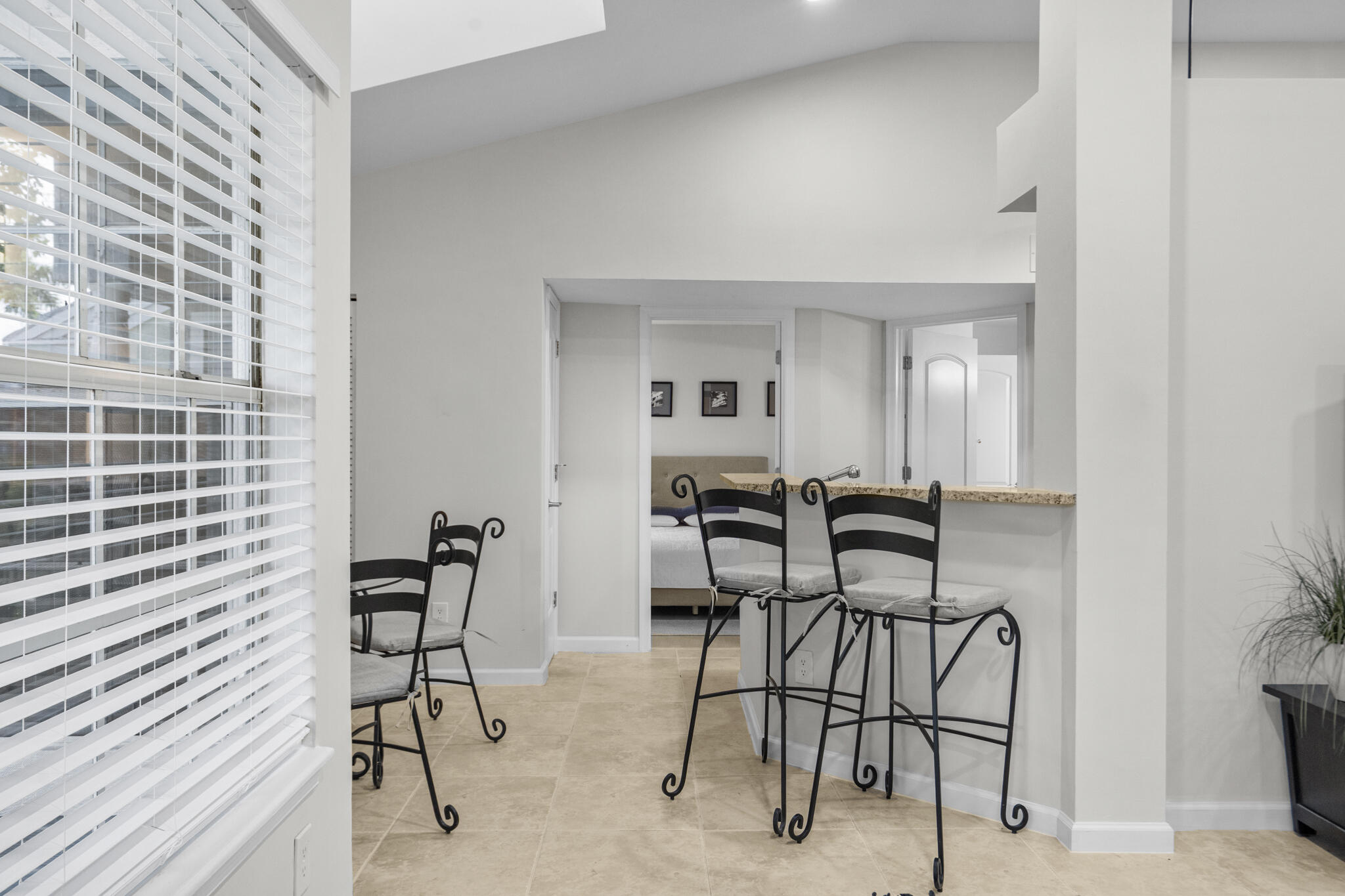 1000 Crystal Way L Property Photo 11