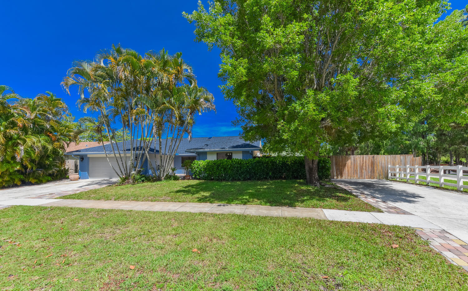 13442 Northumberland Circle Property Photo 1