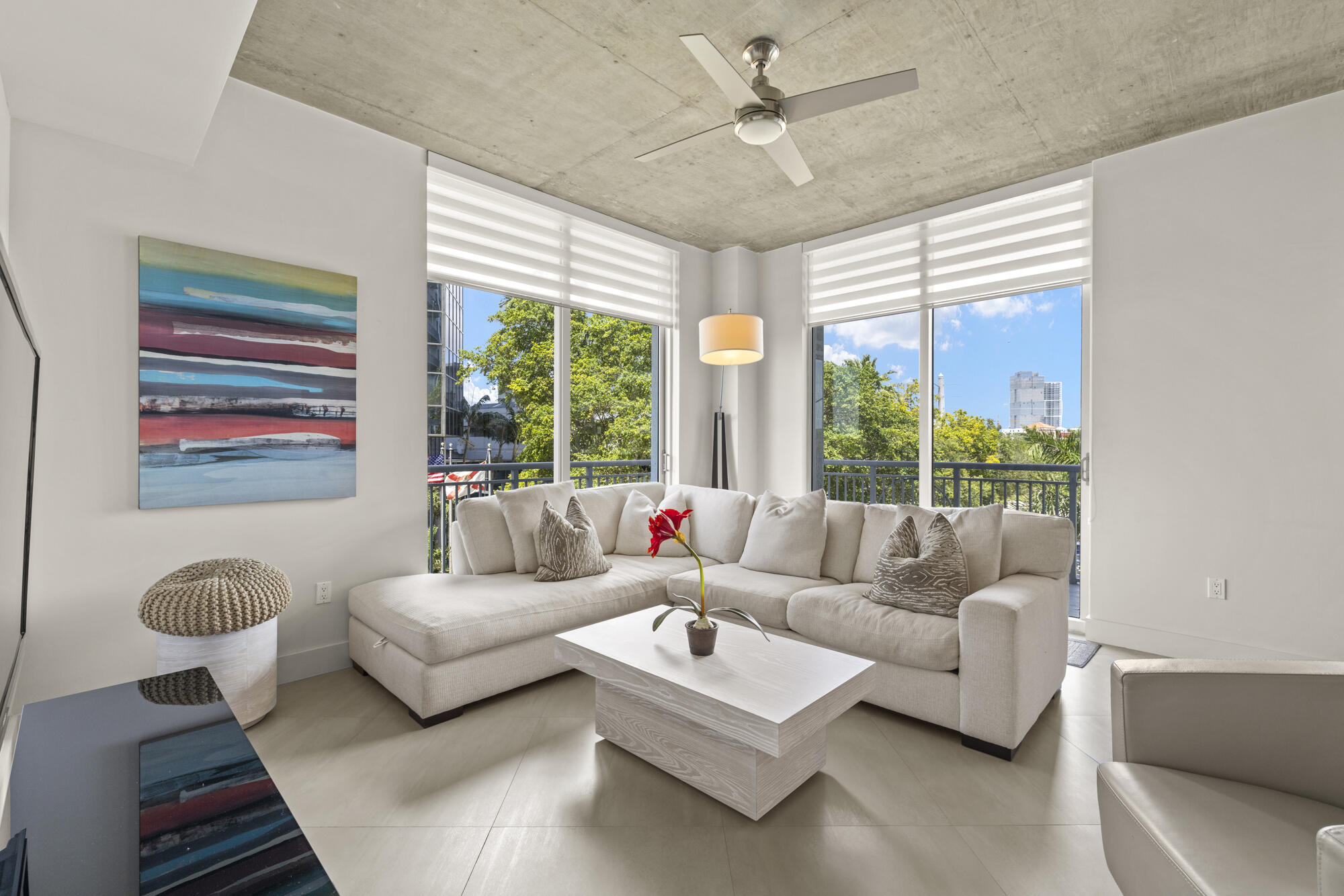 300 S Australian Avenue Property Photo 1