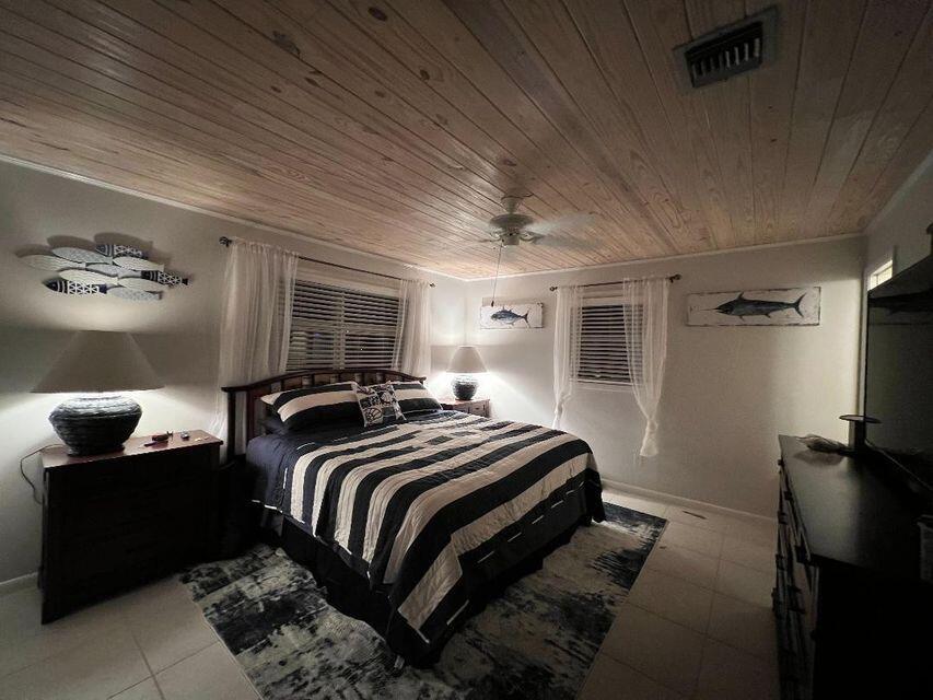 1540 Lantana Lane Property Photo 2