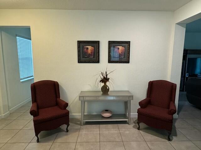 7401 Nw Farnsworth Circle Nw Property Photo 4