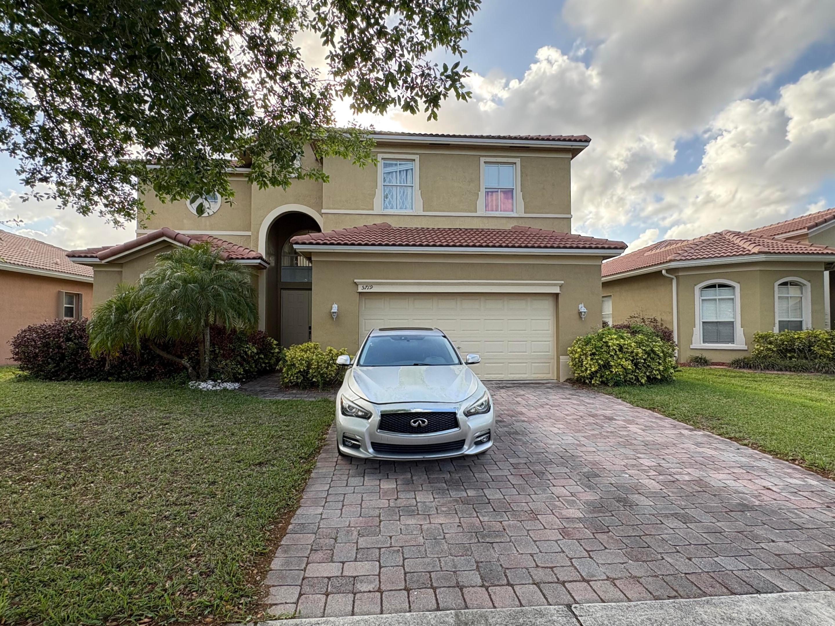 5719 Place Lake Drive