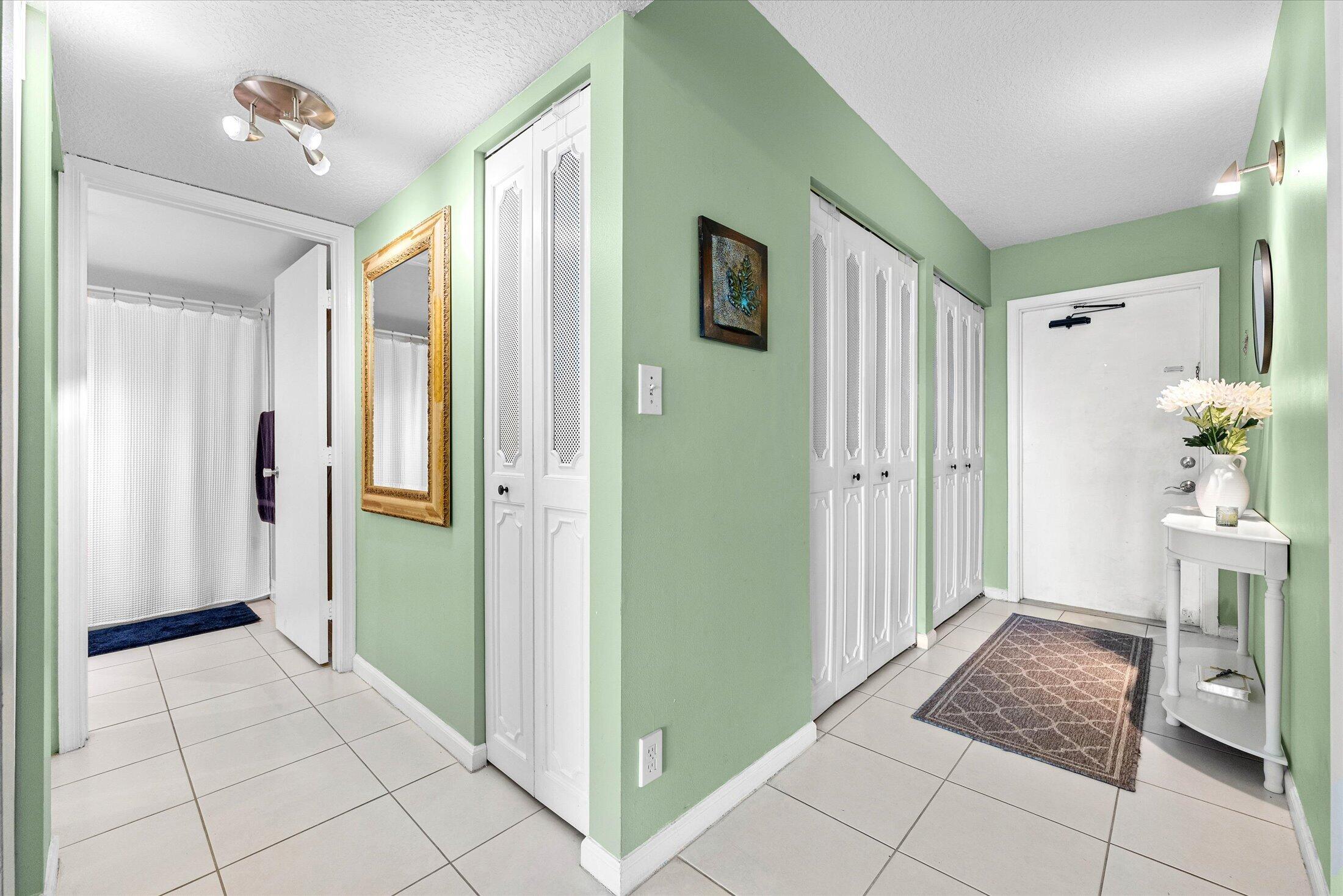 4570 Nw 18th Avenue 704 Property Photo 5