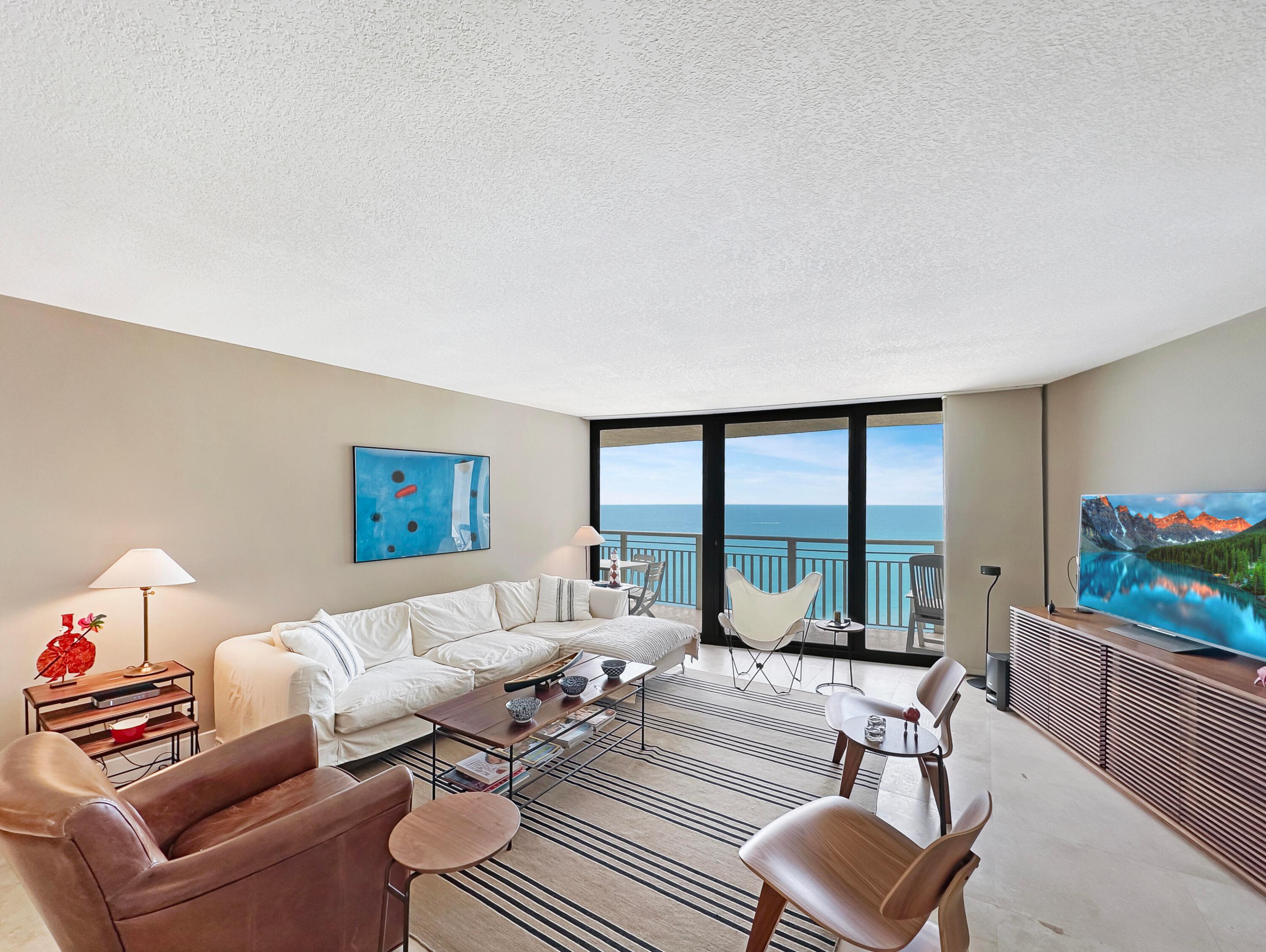 3000 N Ocean Drive 22d Property Photo 2