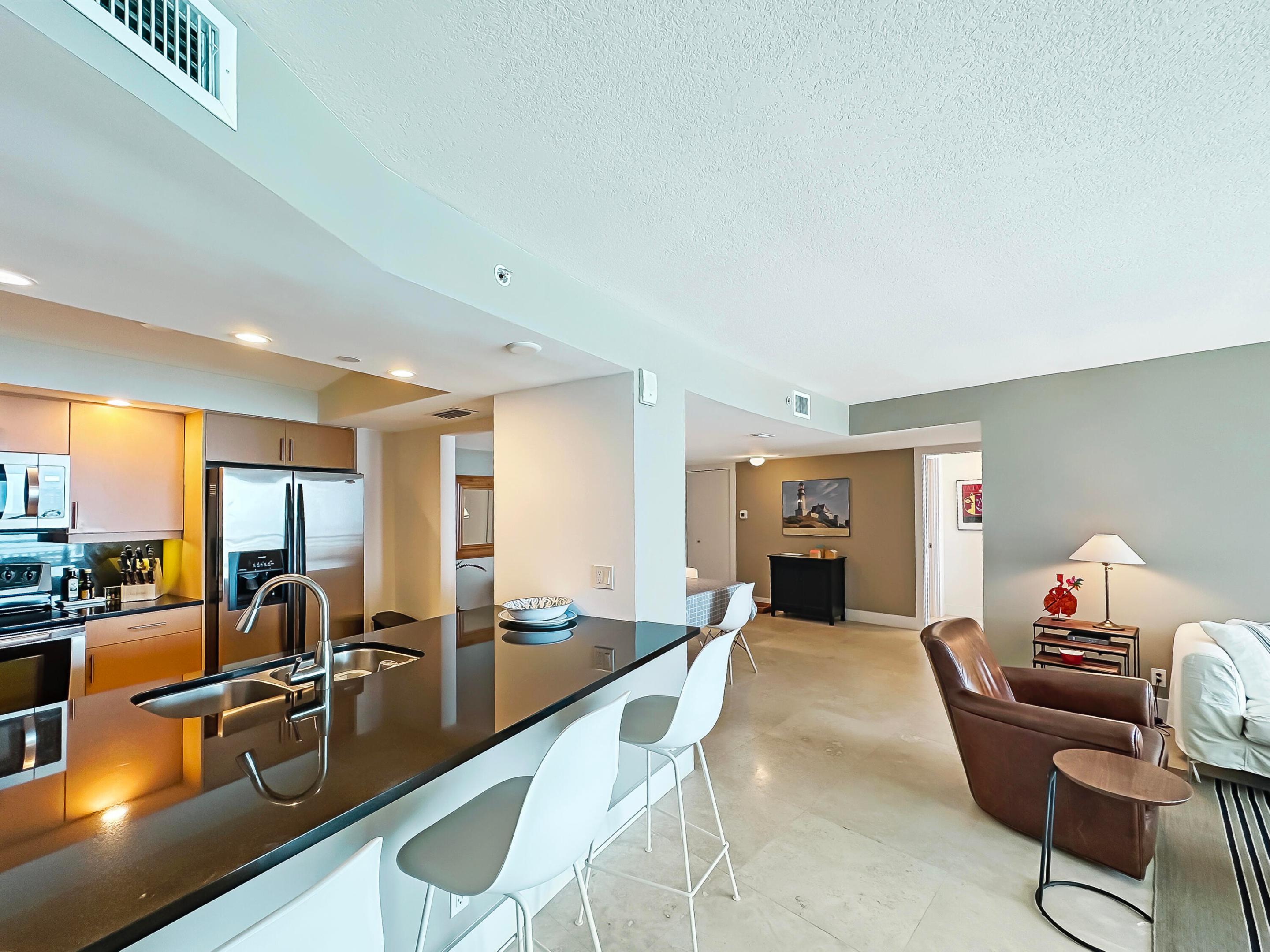 3000 N Ocean Drive 22d Property Photo 5