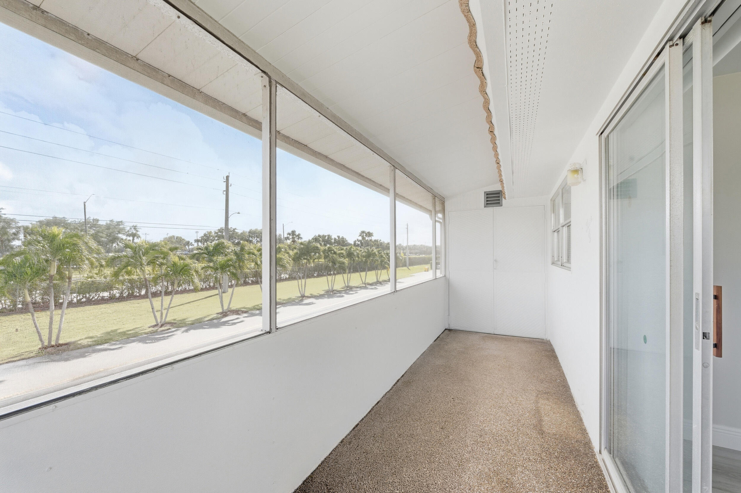 284 Flanders F Property Photo 26