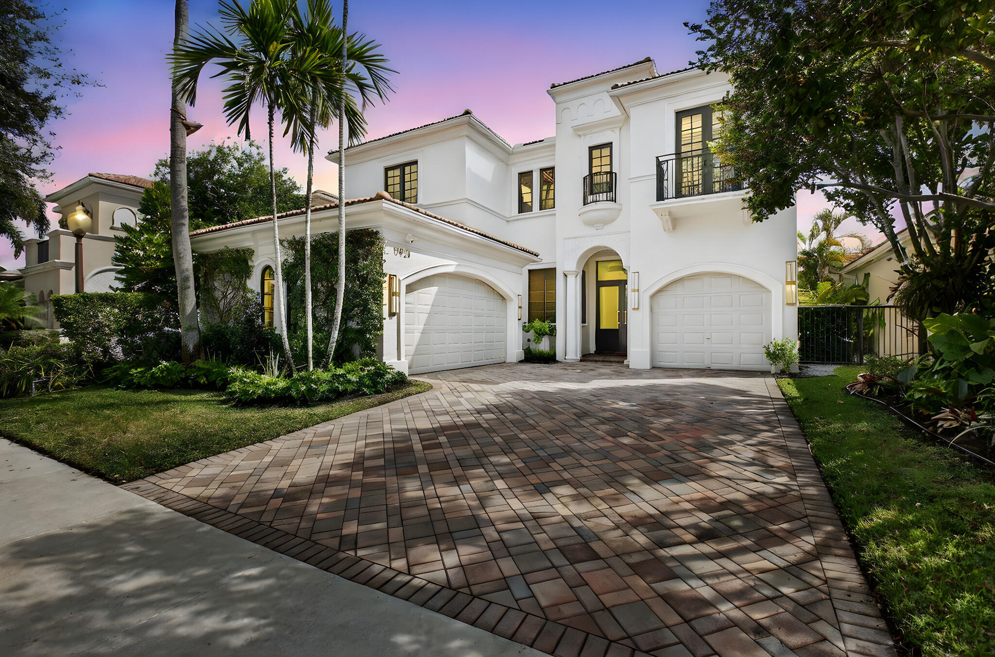 17921 Villa Club Way Property Photo 1