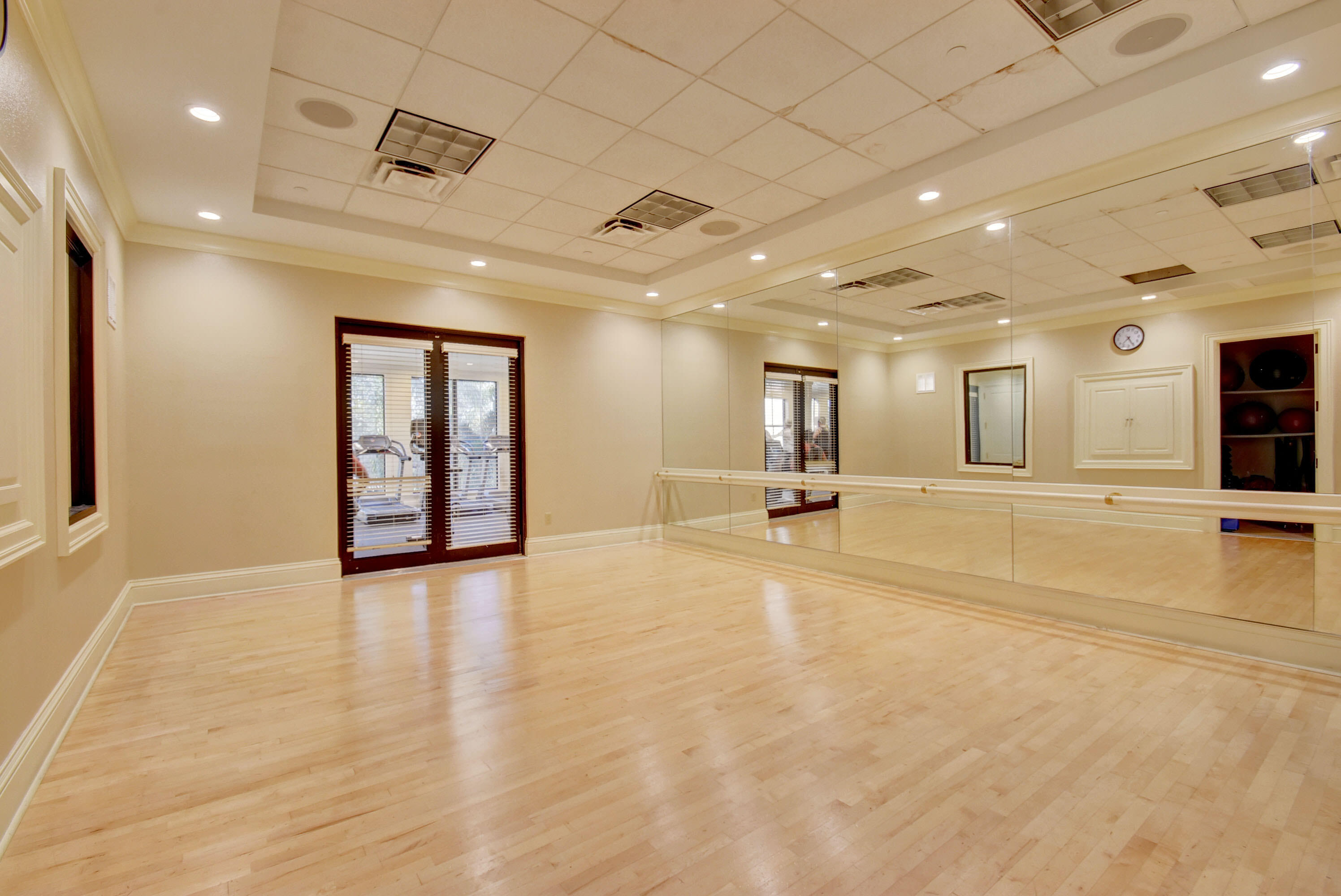 17921 Villa Club Way Property Photo 56