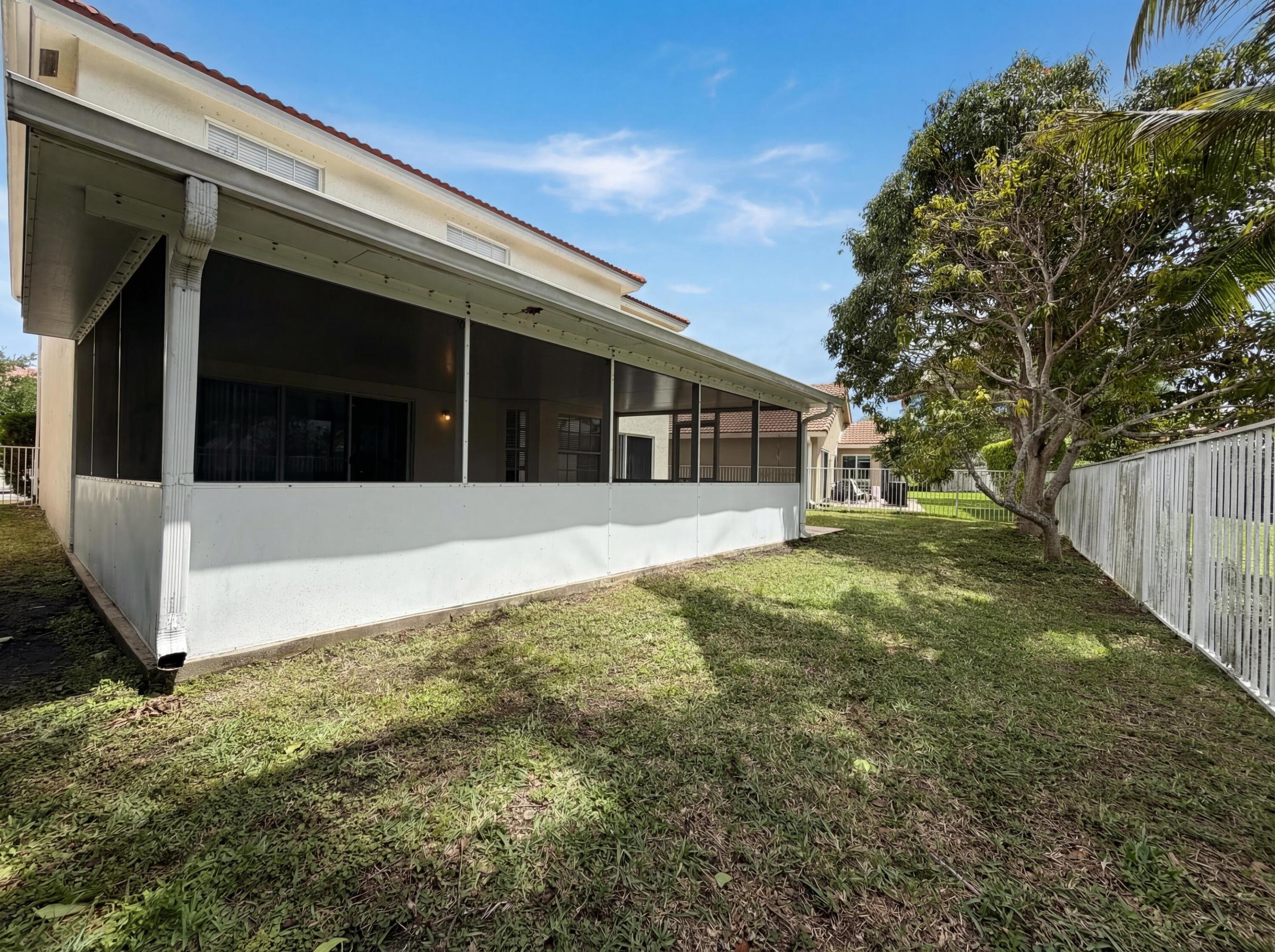 73 Gables Boulevard Property Photo 6