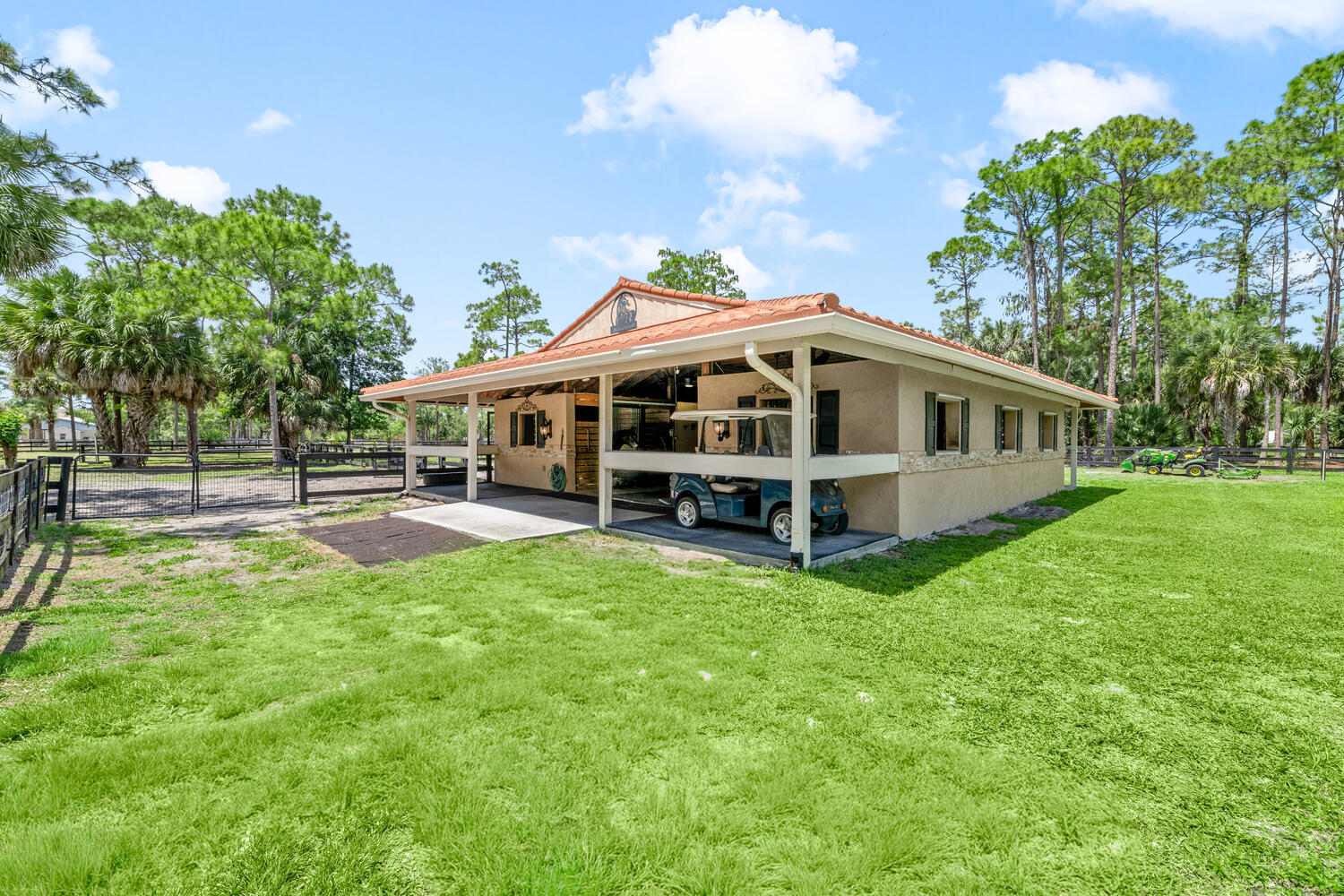 2559 Palm Deer Drive Property Photo 66