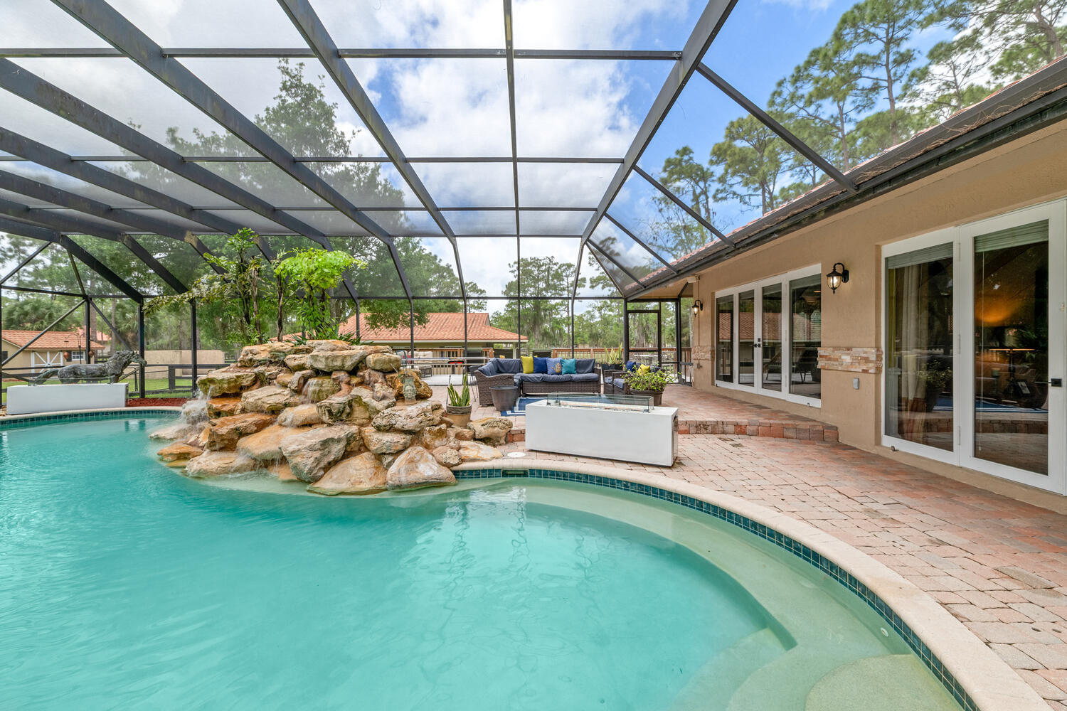 2559 Palm Deer Drive Property Photo 85