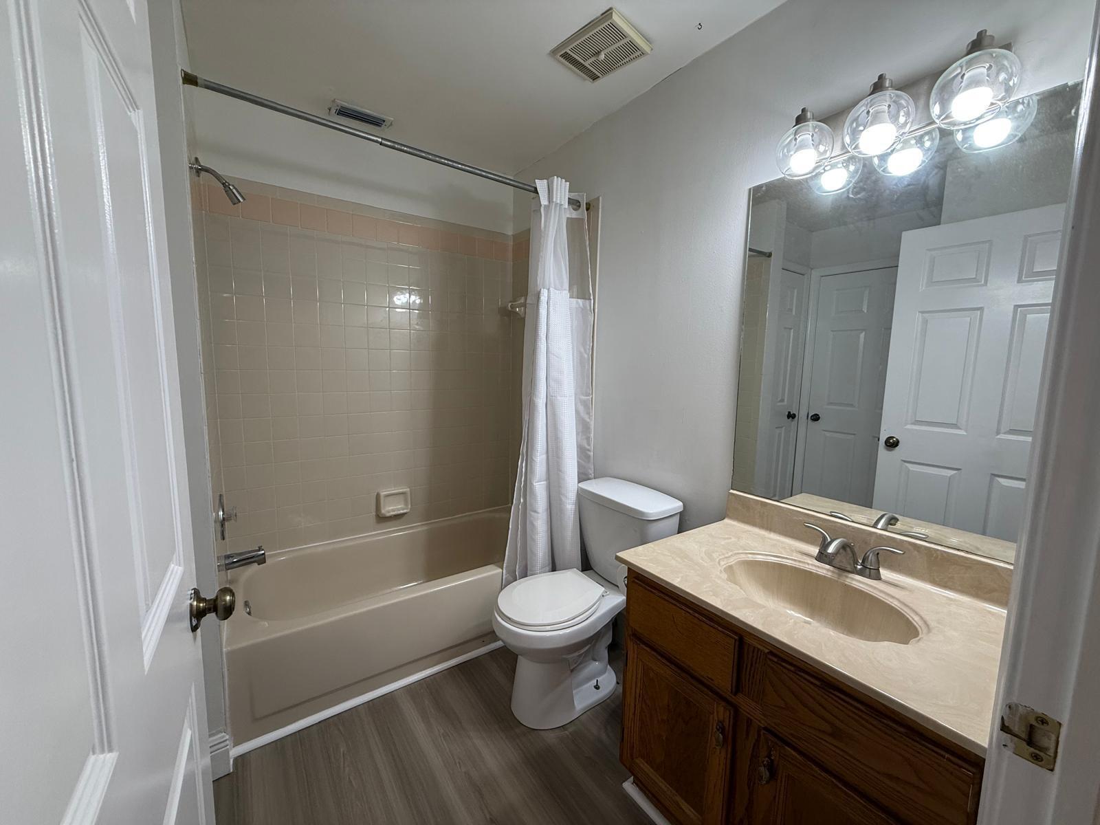 12718 Westhampton Circle Property Photo 16