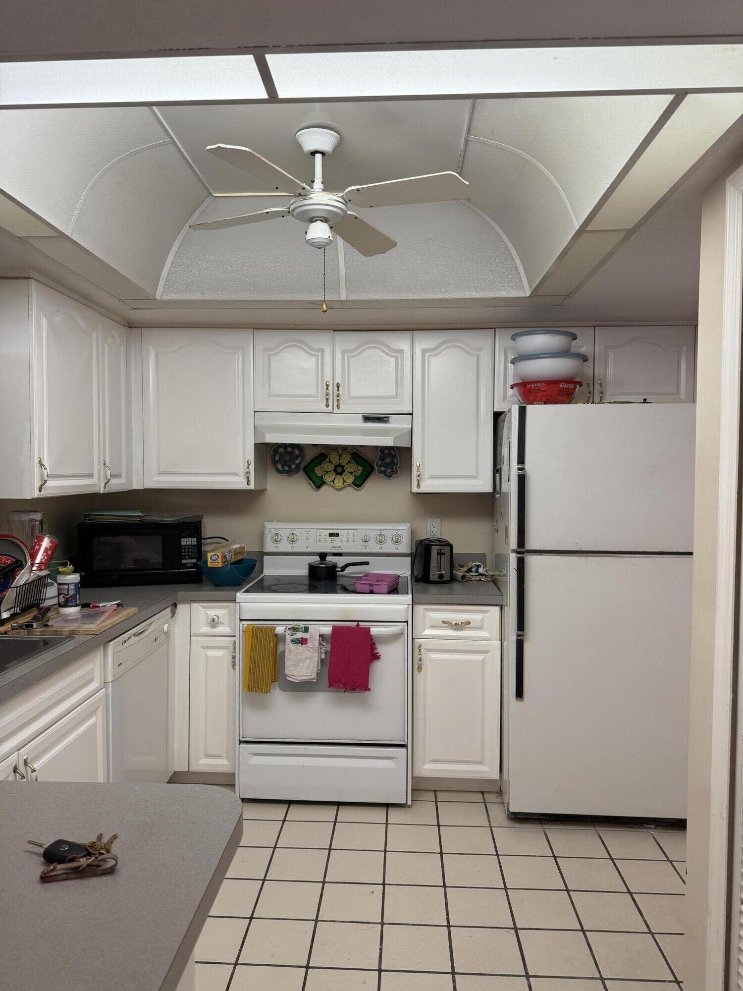 319 Se 27th Street Property Photo 6