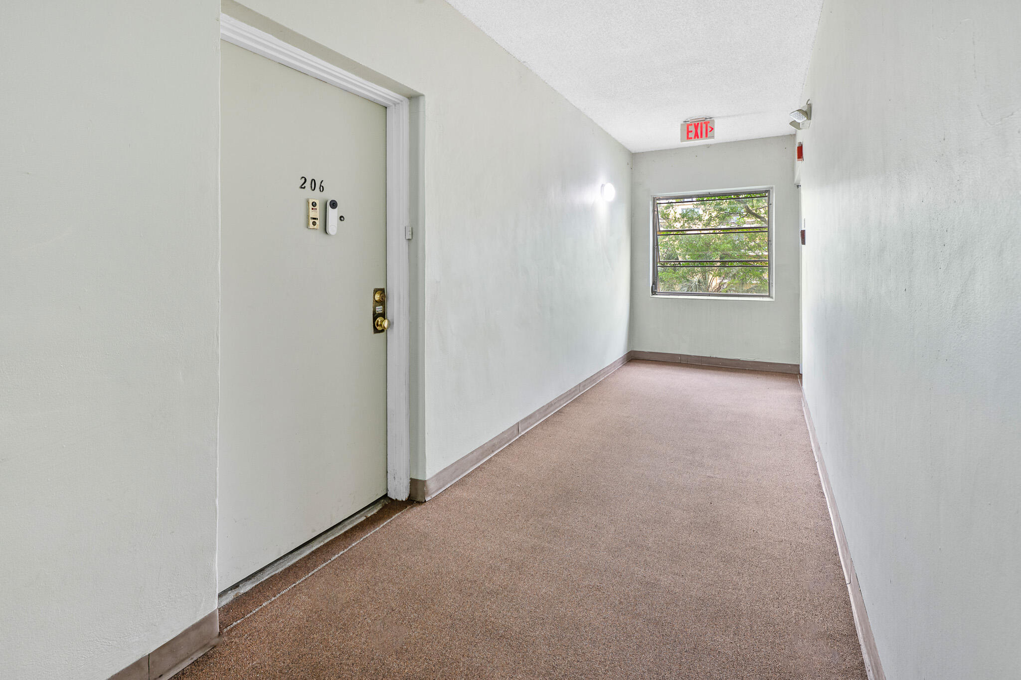 4047 Nw 16th Street 206 Property Photo 5
