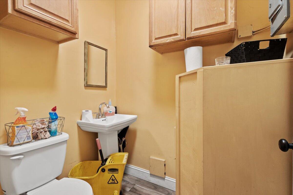 1504 N Sapodilla Avenue Property Photo 23